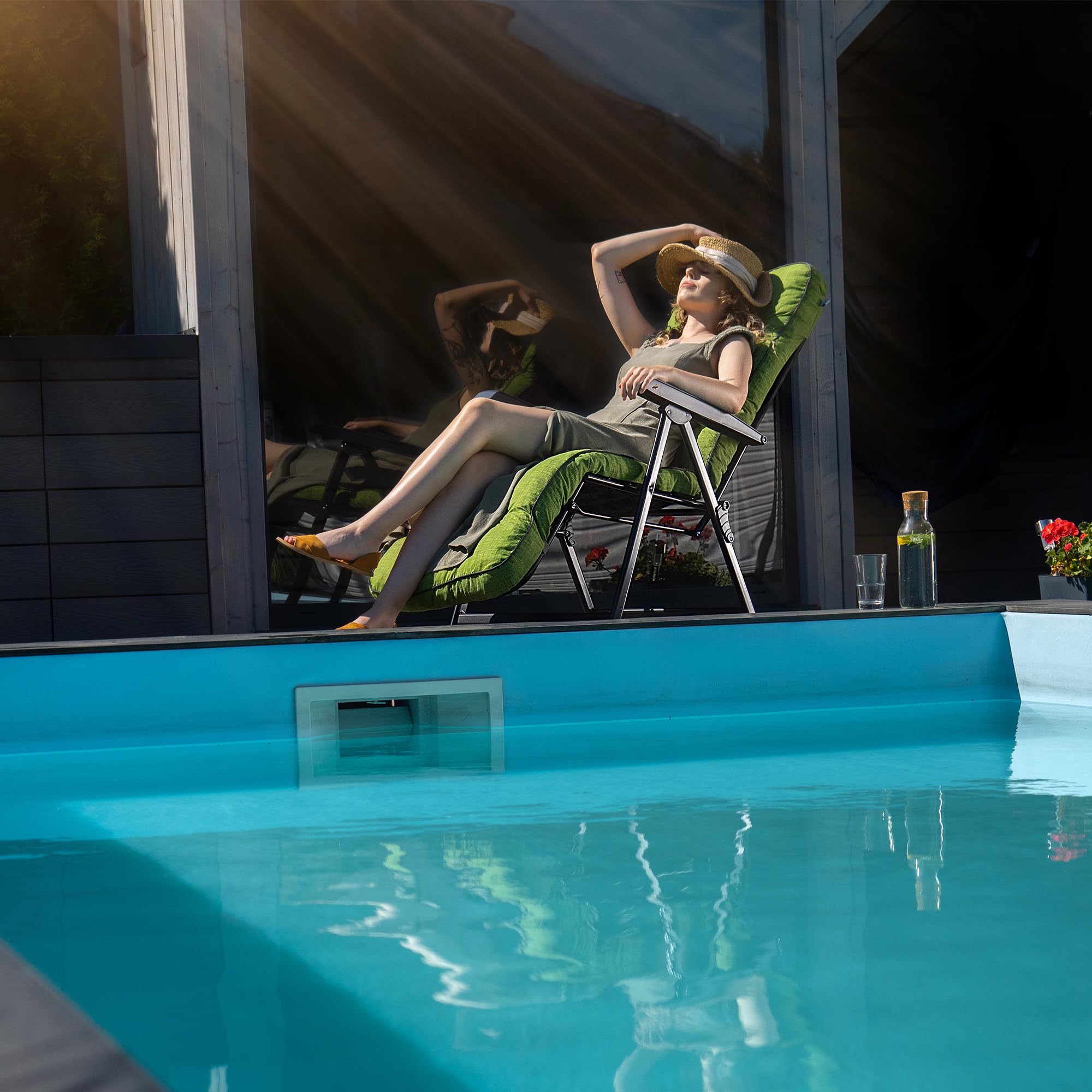 KADAX Silla de jardín con reposapiés, tumbona con cojín, tumbona plegable, tumbona de jardín con respaldo ajustable, sillón de jardín, silla de relax (verde)