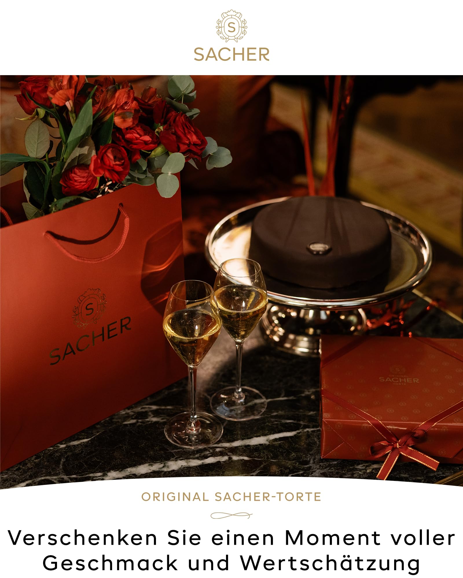 Original Sacher-Torte Large | 22 cm Durchmesser | 12 Portionen | Schokoladentorte mit Aprikosenmarmelade | 2 Marmeladenschichten | Süßes Meisterwerk