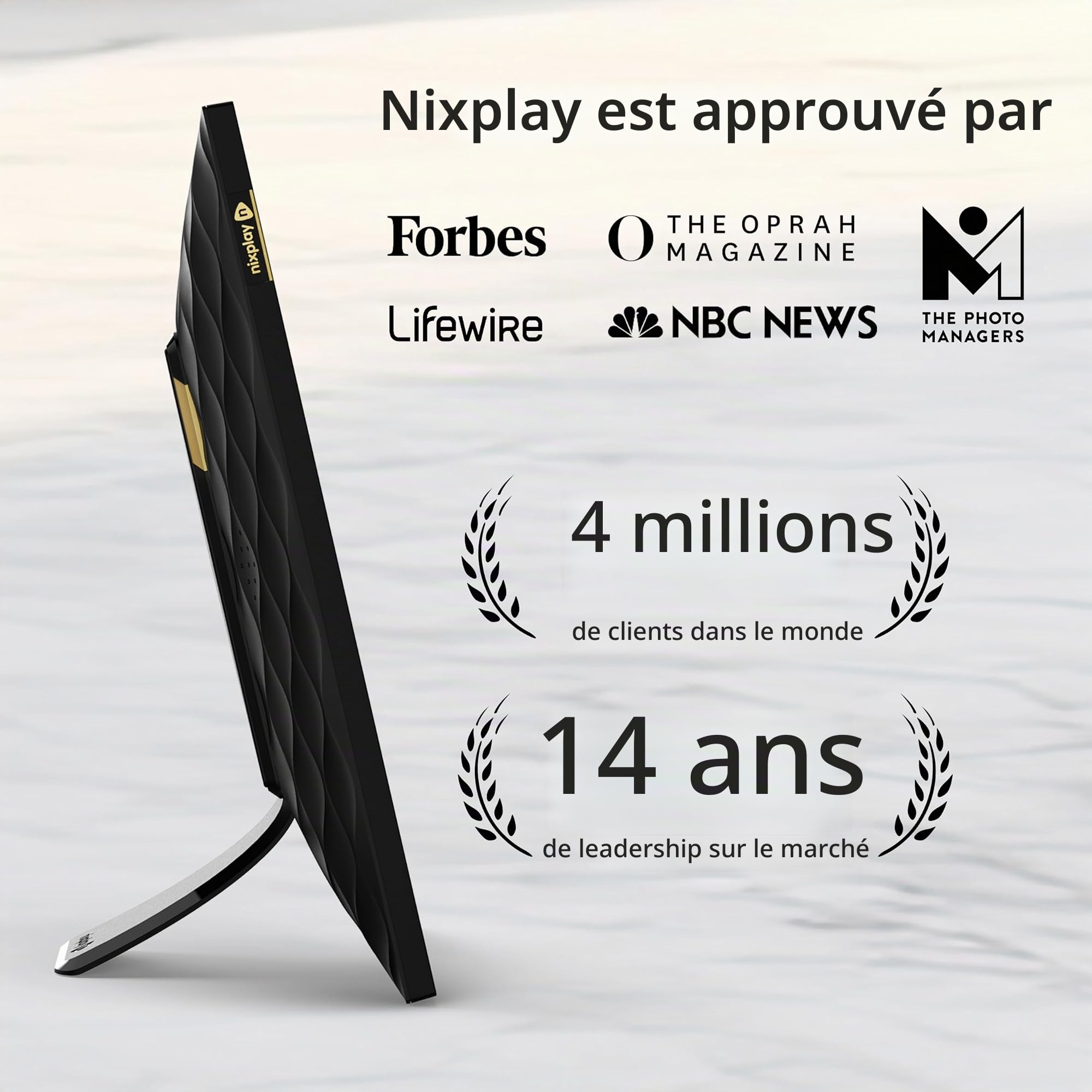 Nixplay 10,1 Pouces Cadre Photo numérique Intelligent WiFi écran Tactile (W10P), Classic Mat Noir, Partagez instantanément des Clips vidéo et Photos par e-Mail ou Via l'application Mobile