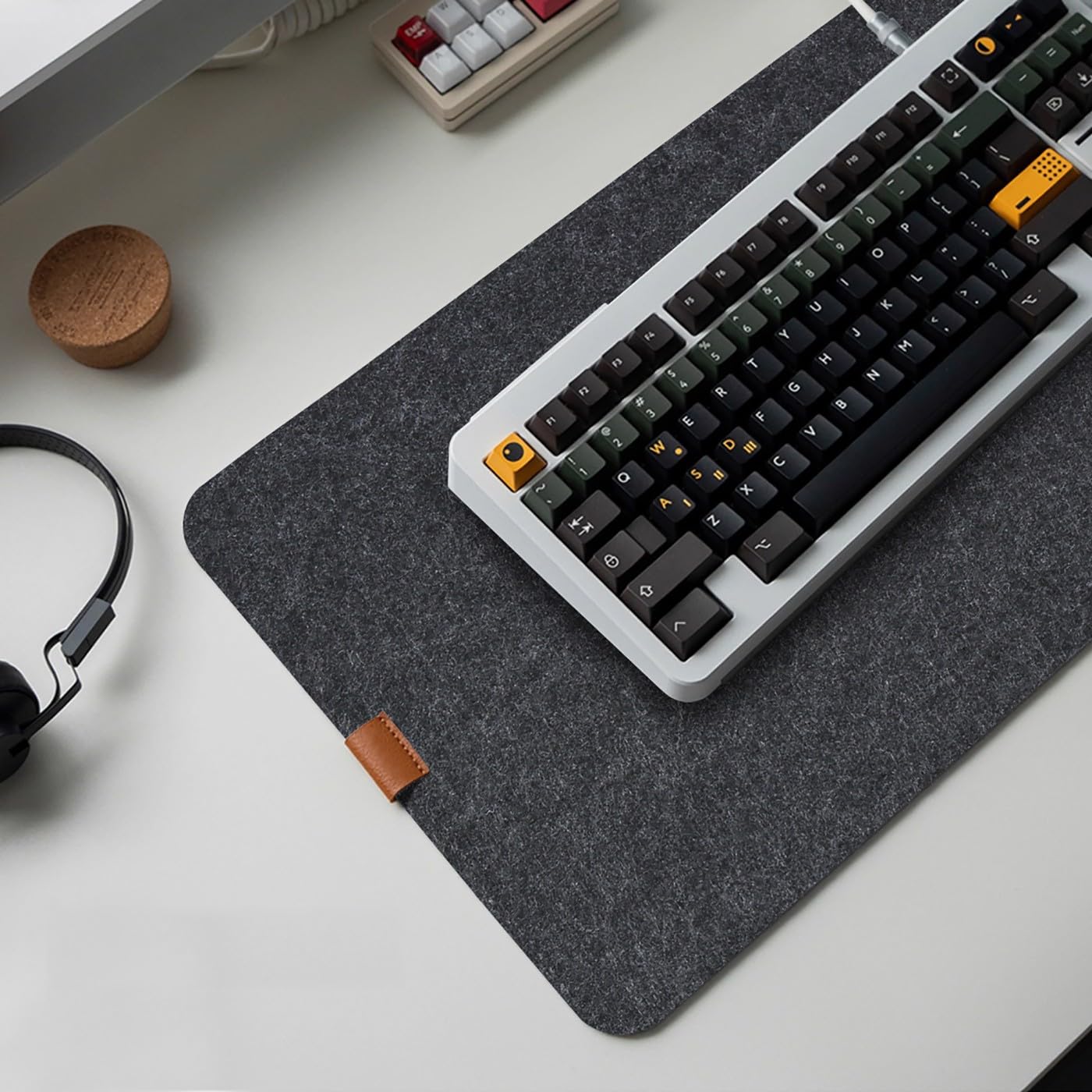 Tappetino da scrivania grande in feltro, Tappetino per mouse da ufficio in feltro antiscivolo e anti-sfilacciamento, Coperture protettive grigie per scrivania(DarkGray,160x80cm)