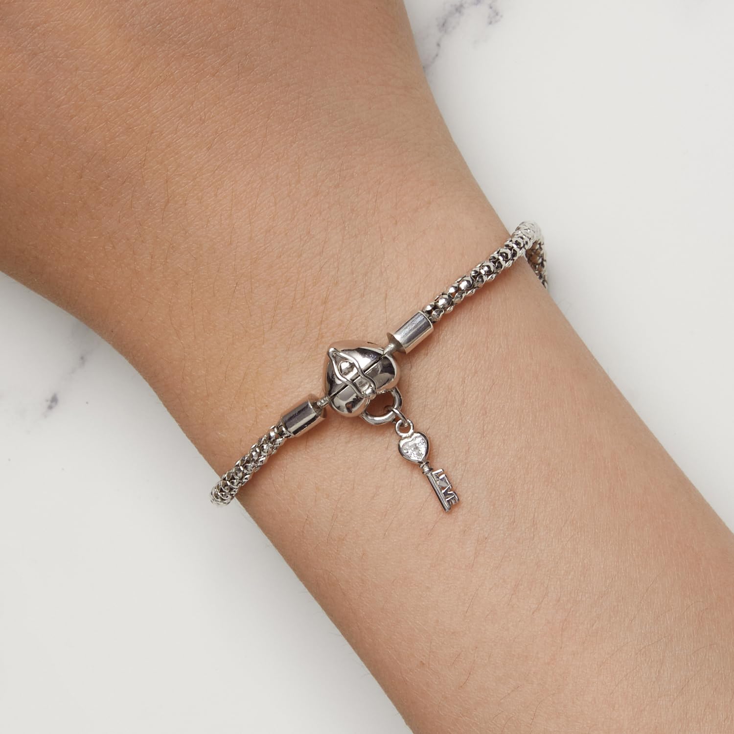 YCTTKDD Tennisarmband Damen-Tennisarmband mit Zirkonia und herzförmigem Edelstein, verstellbar