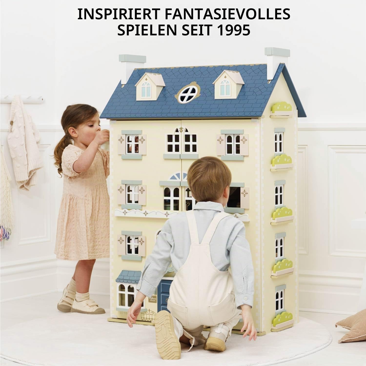 Le Toy Van - Palace House Large Wooden Doll House, 5 Storey Wooden Dolls House Play Set - Suitable for Ages 3+