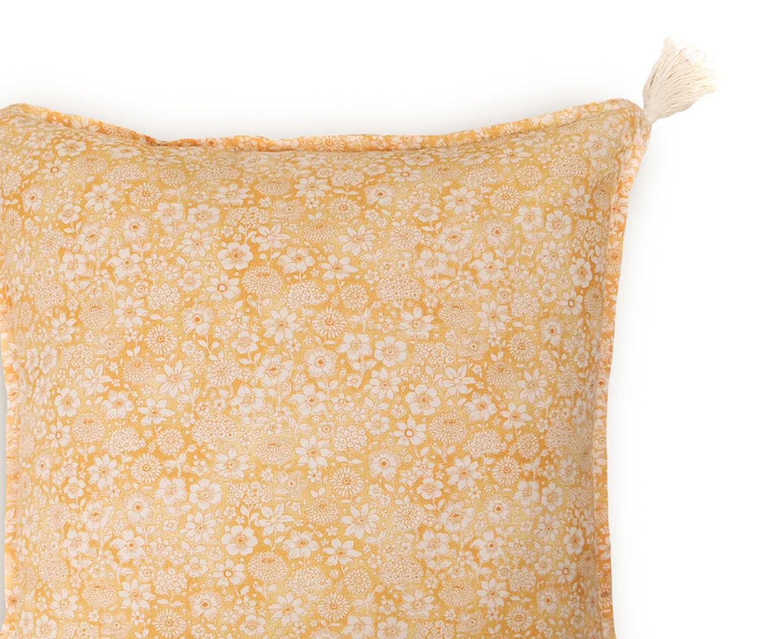 TAPIDECOR | Pack 2 Fundas + 2 Rellenos Cojín | Modelo Liberty Camel | Decoración Hogar | Cojin para Cama, Sofa, Salon | Diseño Moderno y Elegante | Tejido Floral Camel | 4 Borlas Blancas | 45x45cm