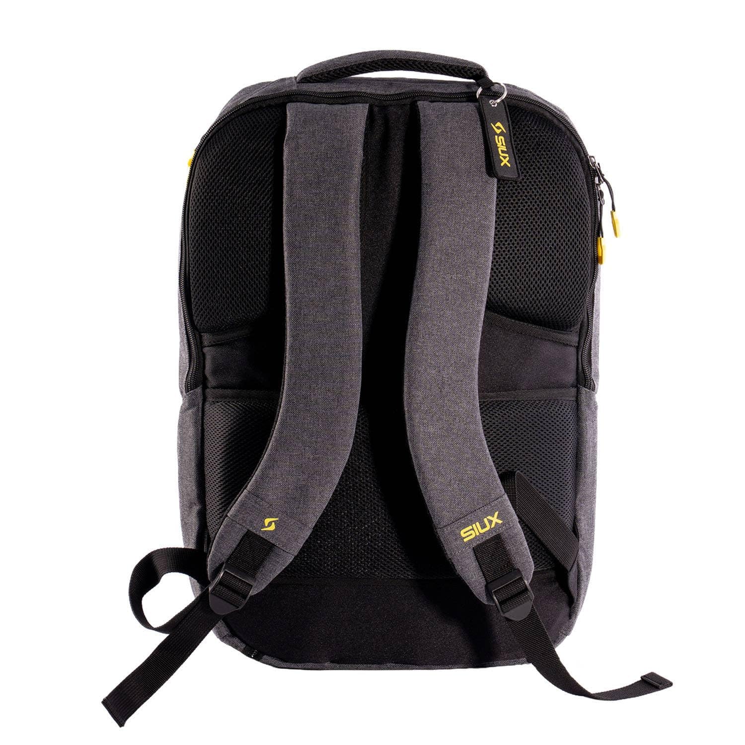 Siux - Mochila de Pádel Trail con Capacidad para 2 Palas, Aislamiento Térmico y Asa Superior, Diseño Moderno