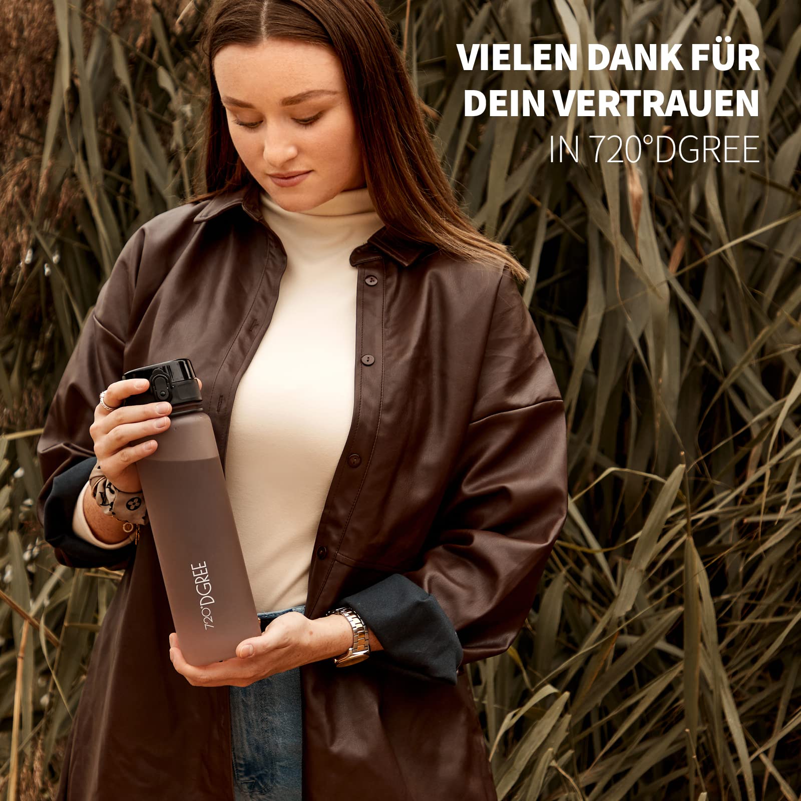 720°DGREE Trinkflasche “uberBottle“ 350ml, 500ml, 650ml, 1l softTouch +Früchtebehälter - Auslaufsicher, BPA-Frei - Schmale Wasserflasche für Kinder, Schule, Sport, Fahrrad, Gym, Fitness, Outdoor - 5