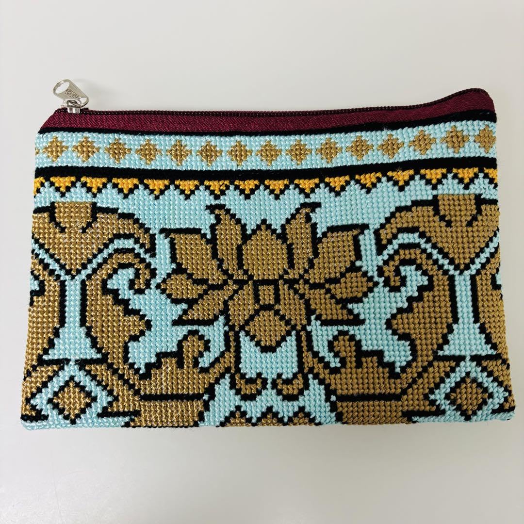 #ウズベキスタン の#スザニ刺繍 です。 ウズベキスタン スザニ 刺繍 手縫い - メルカリ