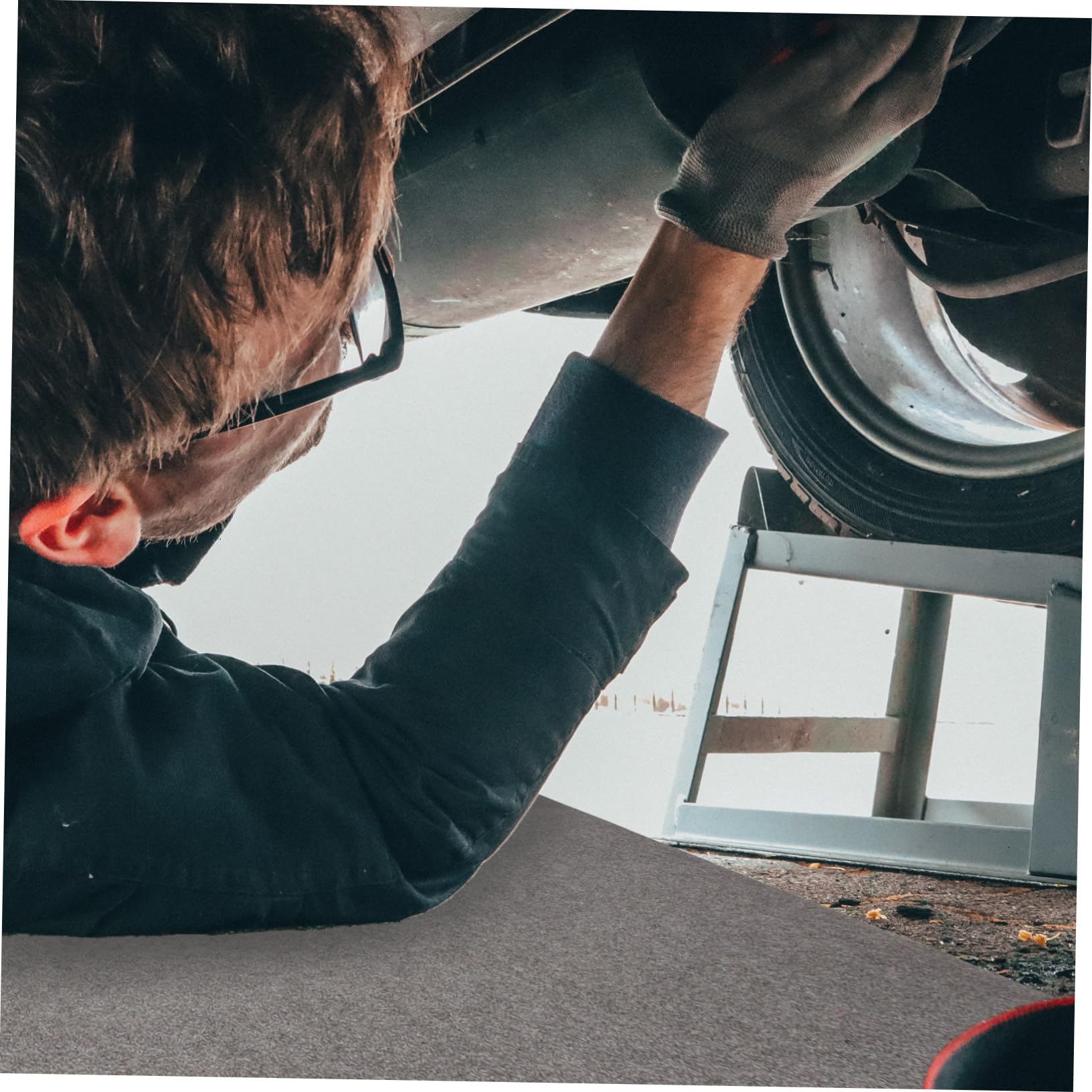 Ölmatte Ölauffangmatte Kompakte und für Garagenboden aus Filz und Leicht zu Reinigende rutschfest Schwarz für Autoreparaturen und Werkstatt
