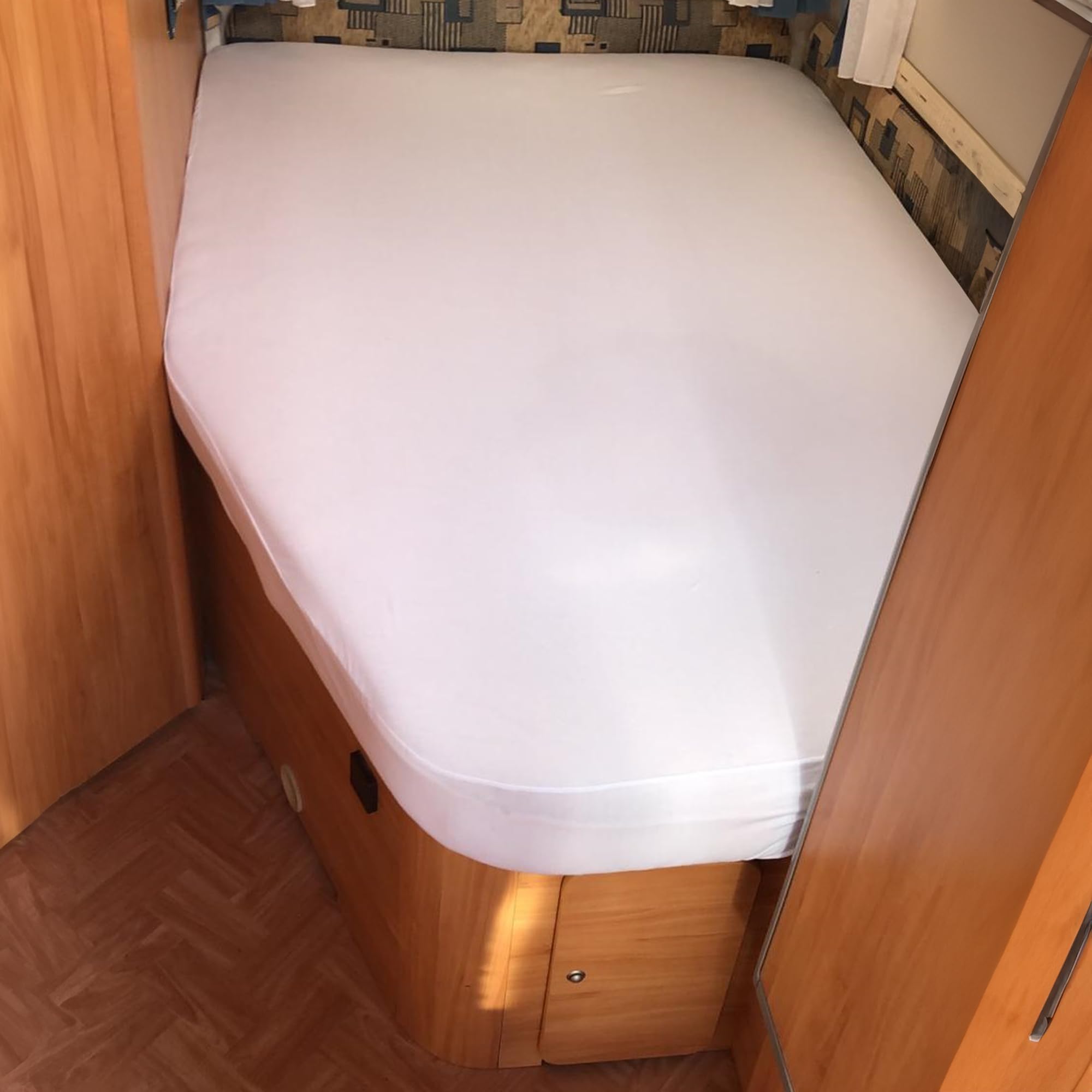 Lenzuola per Camper - Lenzuola Letto Francese - Coprimaterasso Camper - Materassi per Camper - Accessori per Camper - Oeko-TEX - 100% Cotone - Sinistra - Bianca