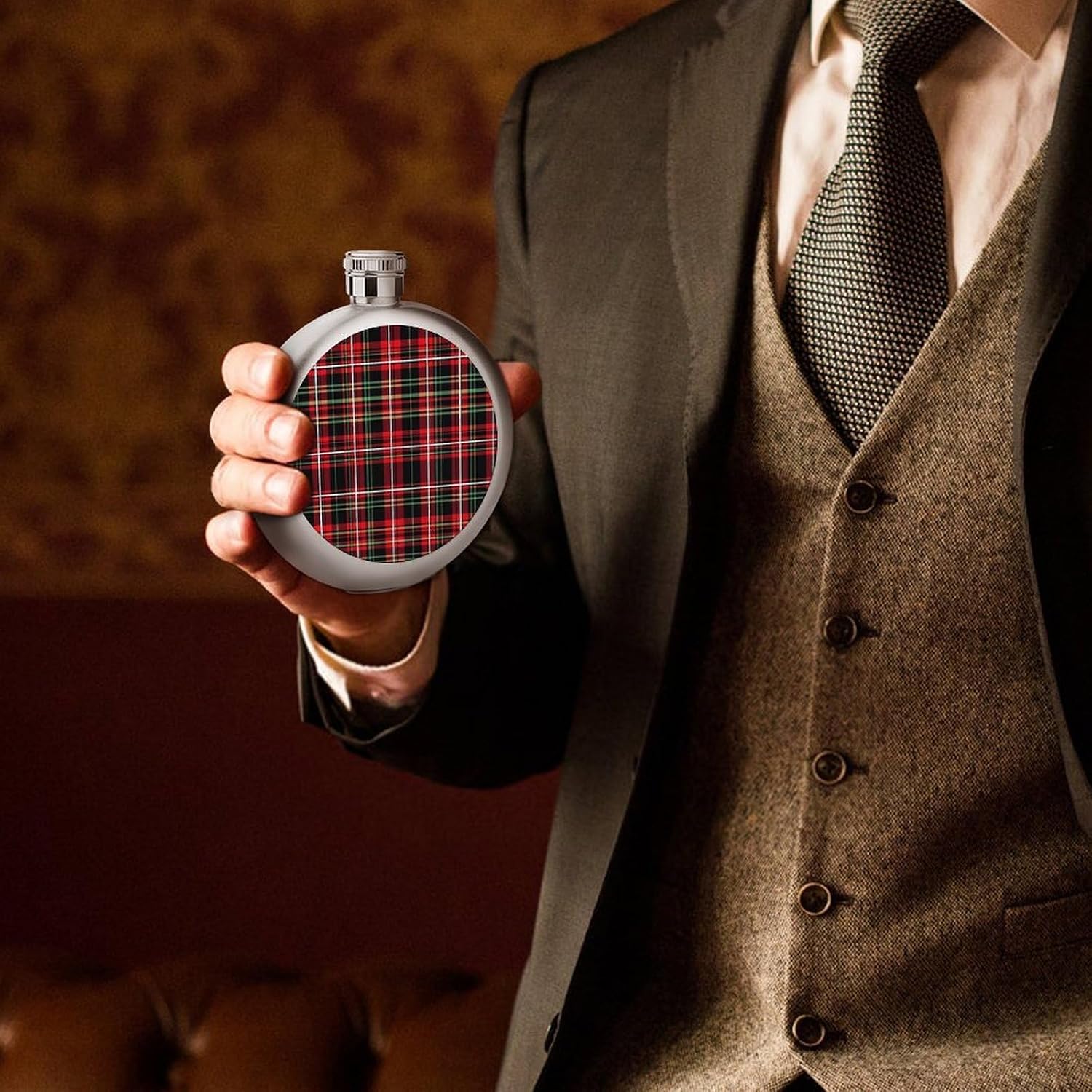 Buffalo Scottish Tartan Plaid Checkered Red Hip Flask for Men 5 Oz Stainless Steel Liquor Container Mini Leakproof Water Bottle image 5