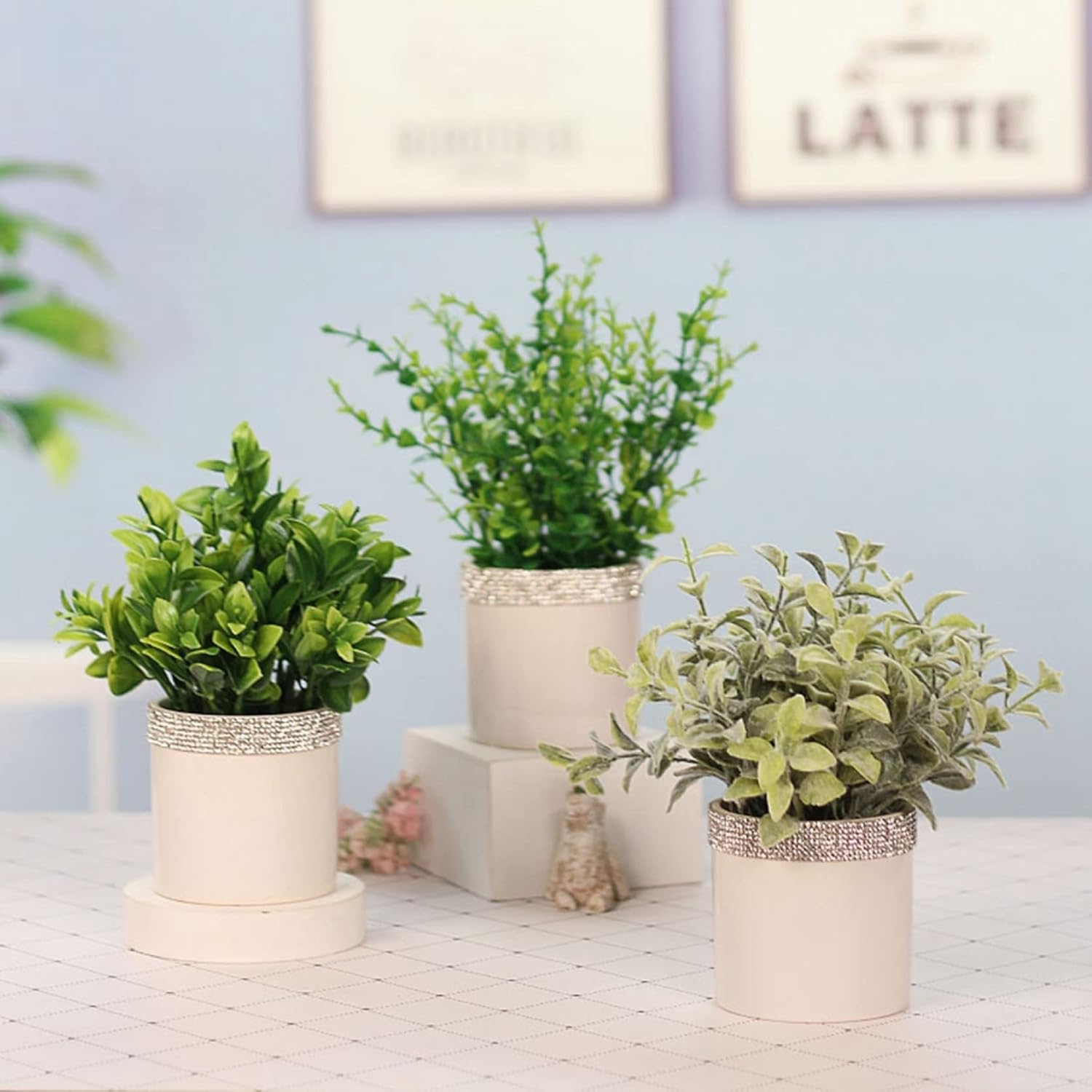 最大78 Offクーポン 造花 観葉植物 ストーン付きセラミック花瓶 ミニ 小さい かわいい 枯れない花 鉢植え 盆栽 インテリア 室内用 部屋 喫茶店 パーティー 置ける 飾る ギフト プレゼント おしゃれ Mireywalker Nl