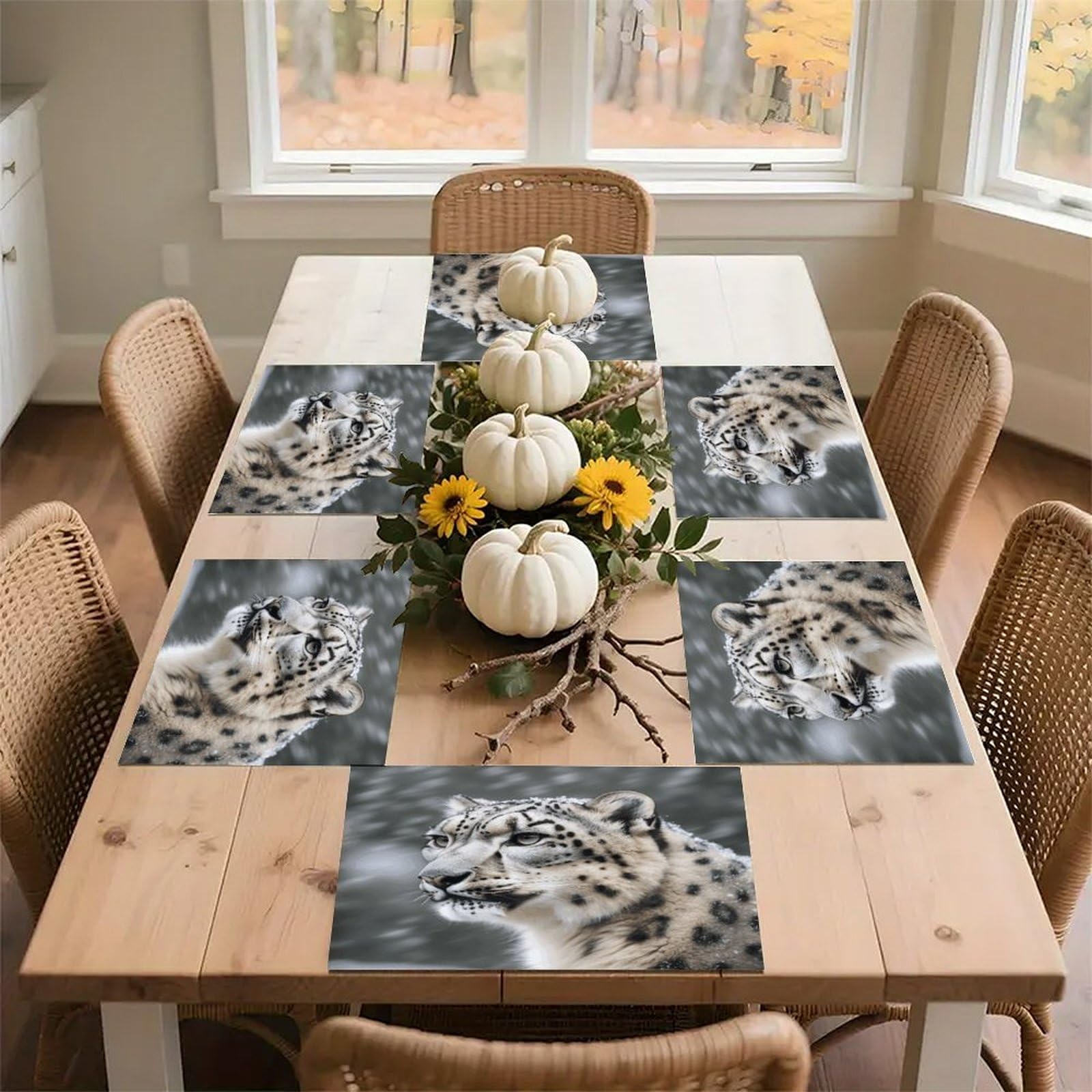 Snow Leopard Placemats Wipeable Heat Resistant Table Mats Washable Flax Place Mats Elegant Cloth Non-Slip Placemat for Kitchen Dinning Party Table Decor 12 * 18 in