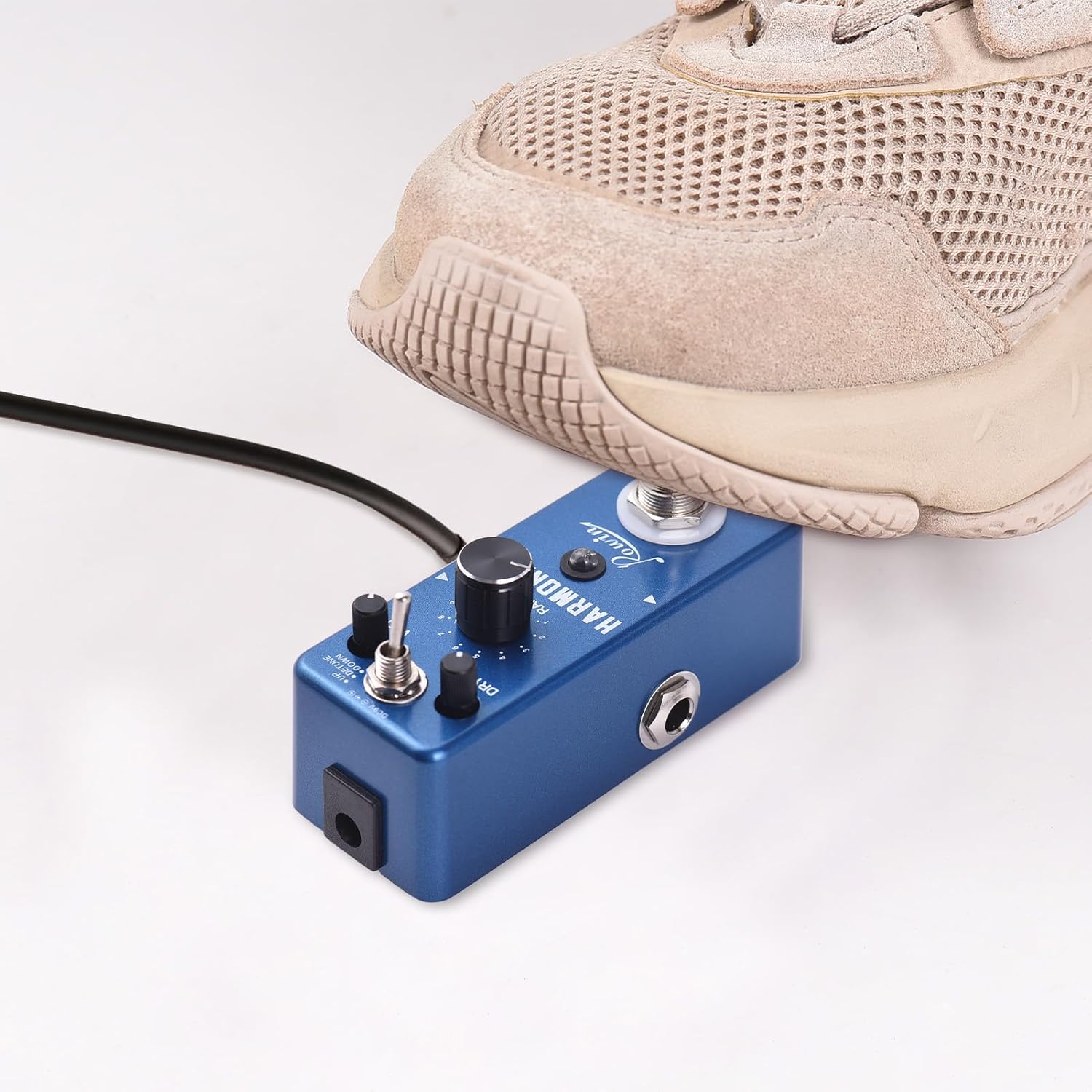 Buachois Distortion Guitar Pedal,DC 9V 6.35mm Guitar Pedal Harmony Pitch Shift Detune 3 Modes Guitar Effect Pedal and Range Wet Dry Control Knobs with True Bypass