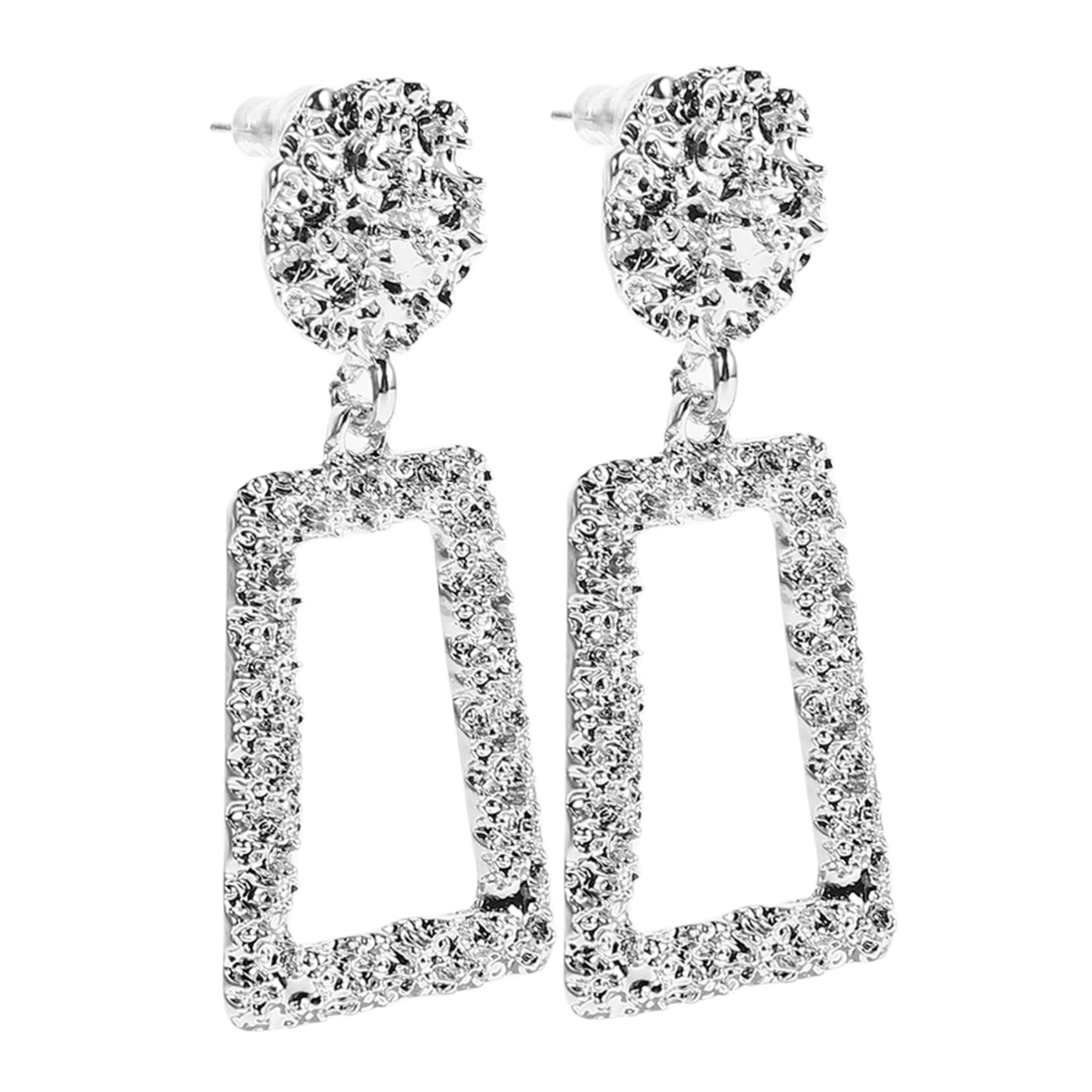 Bijoux géométriques à offrir : élégant clip d'oreille britannique