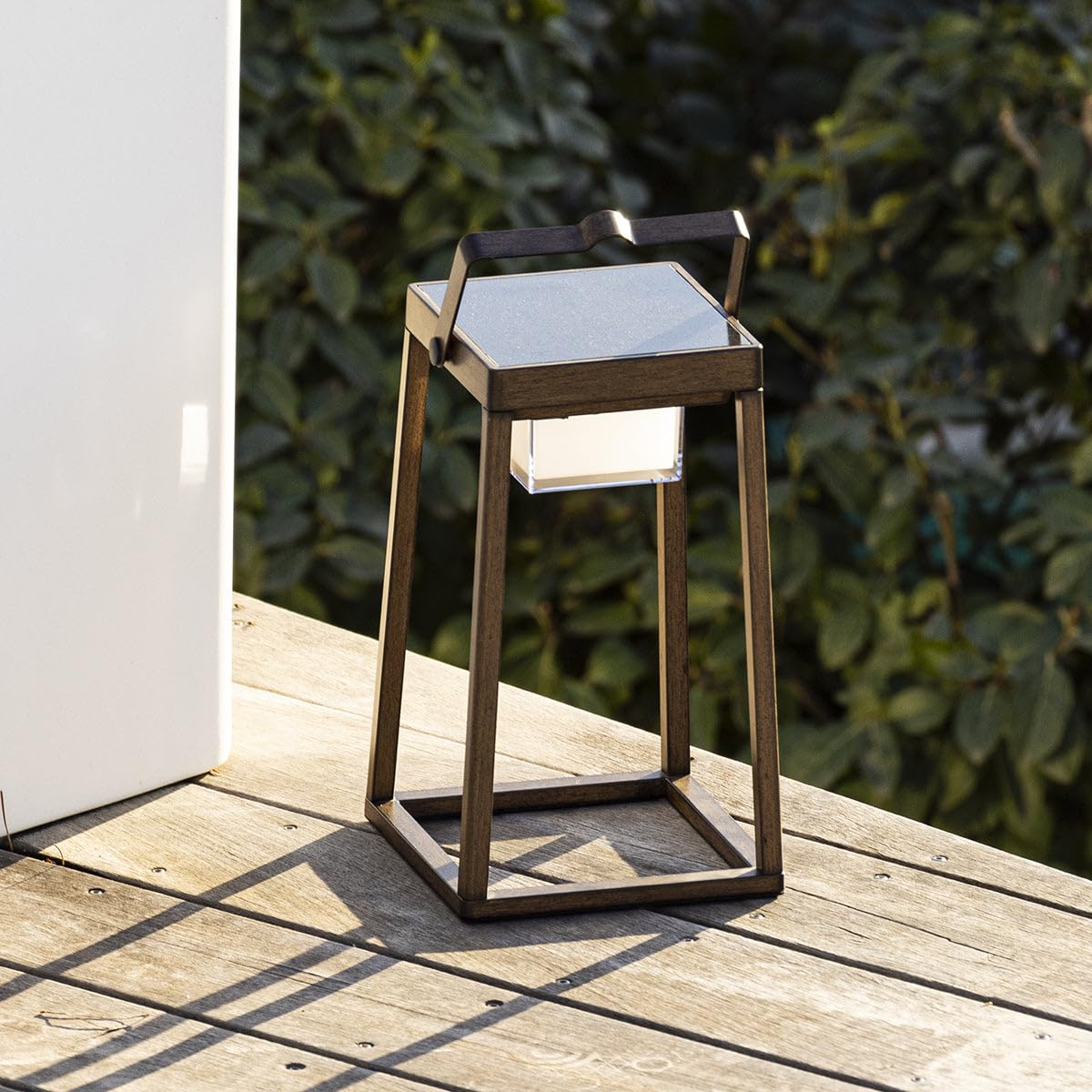 Verona H30cm aluminiowa lampa solarna z efektem drewna LED ciepła biel