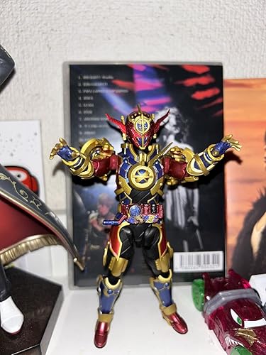 Amazon.co.jp: S.H.Figuarts 仮面ライダーエボル（フェーズ1.2.3
