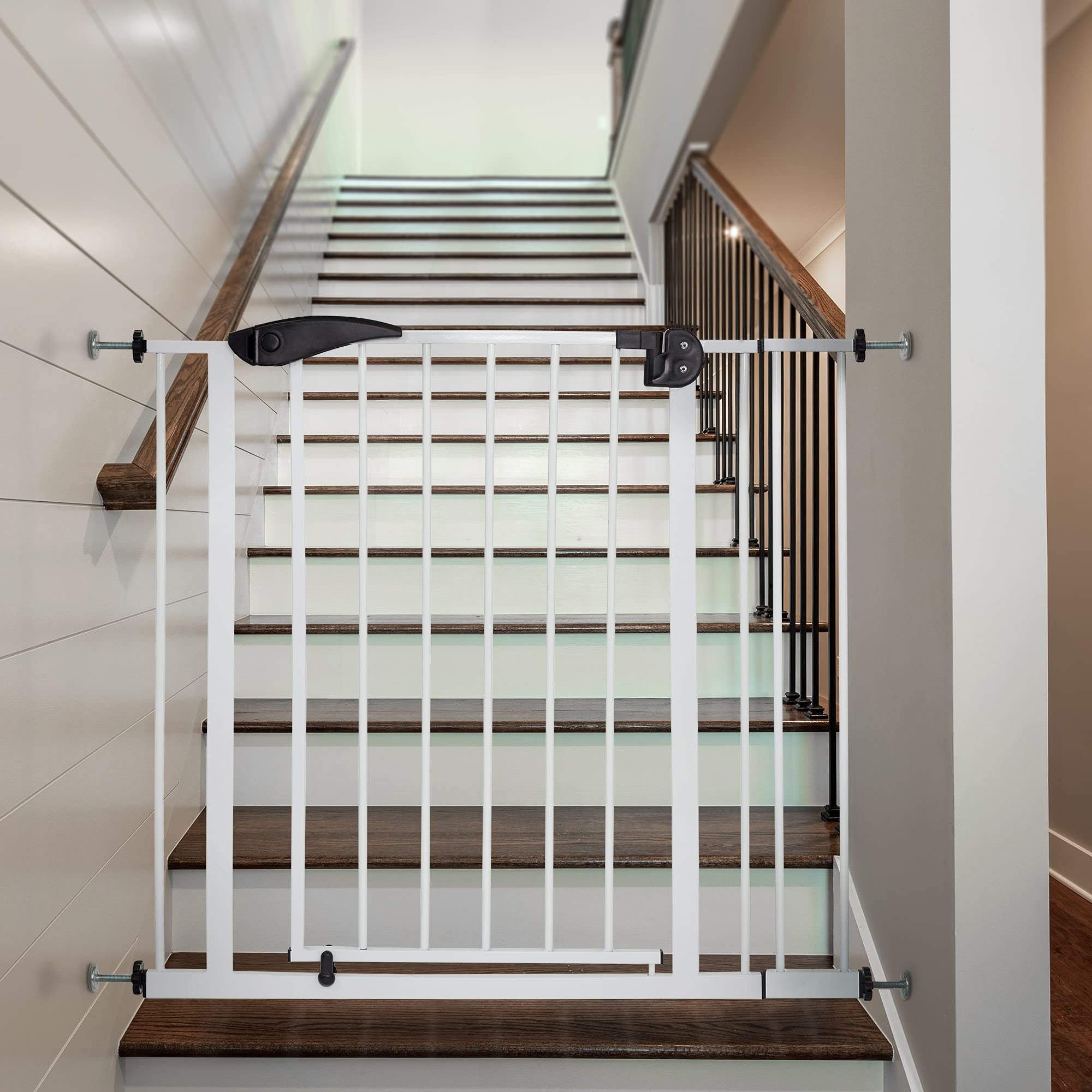 ECD Germany Barrera de Seguridad para Niños, Perros y Gatos 85-95 cm Incl. 10cm de Extensión Protector de Puerta Metálico Blanco Giratoria Ambos Lados Sistema de Cierre Automático para Escaleras