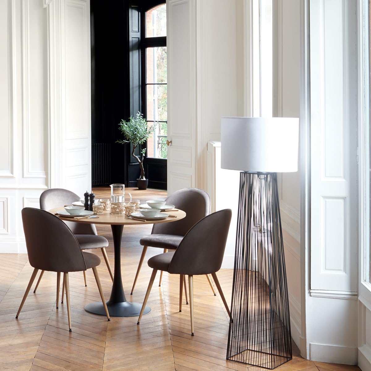Atmosphera - Table à Manger Ronde Elias 4 Personnes D 102 cm, Plateau Effet Chêne et Pied Central Métal Noir - pour Salle à Manger, Cuisine