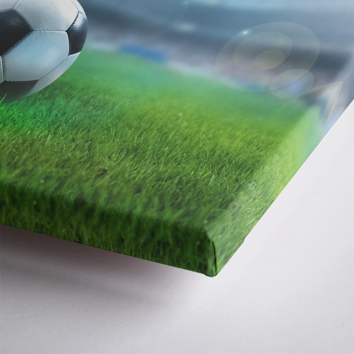 Fußball Motive als Leinwand-Bilder zur Deko - jedes Bild ist 50x50cm - 4-teiliges Fan Bilder-Set, aufhängefertige moderne Bilder für Kinder-Zimmer, Jungen Mädchen Wohnzimmer Schlafzimmer Set-A