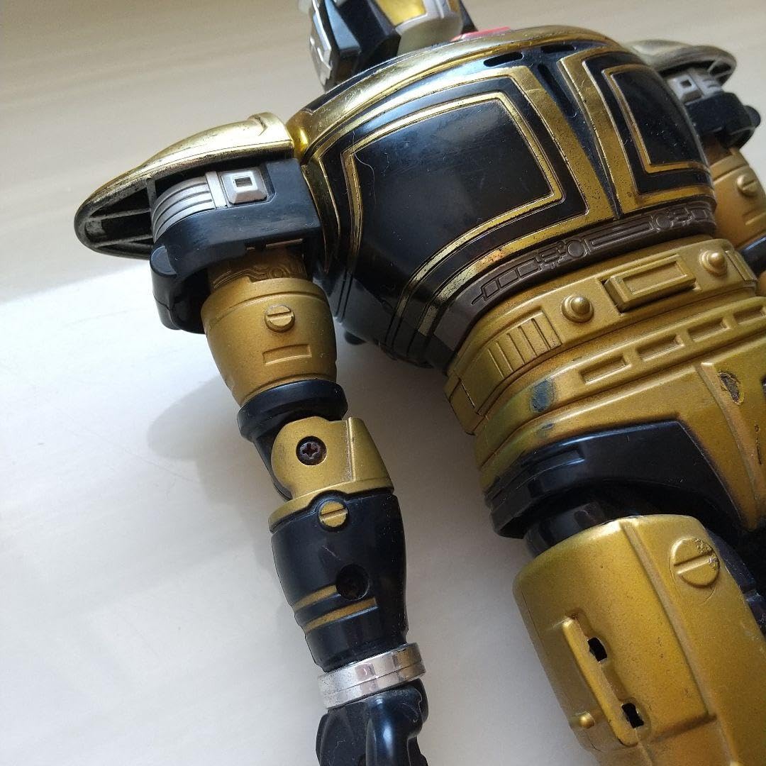 Amazon.co.jp: ビーファイターカブト フィギュア 30㌢ : おもちゃ