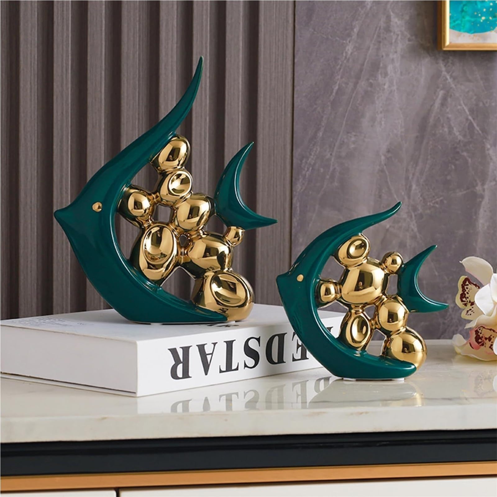Regalos para Mujeres Figuras de Peces cerámica, Estatua Arte Abstracto Moderno, centros Mesa del océano Decoración para estanterías(B3)