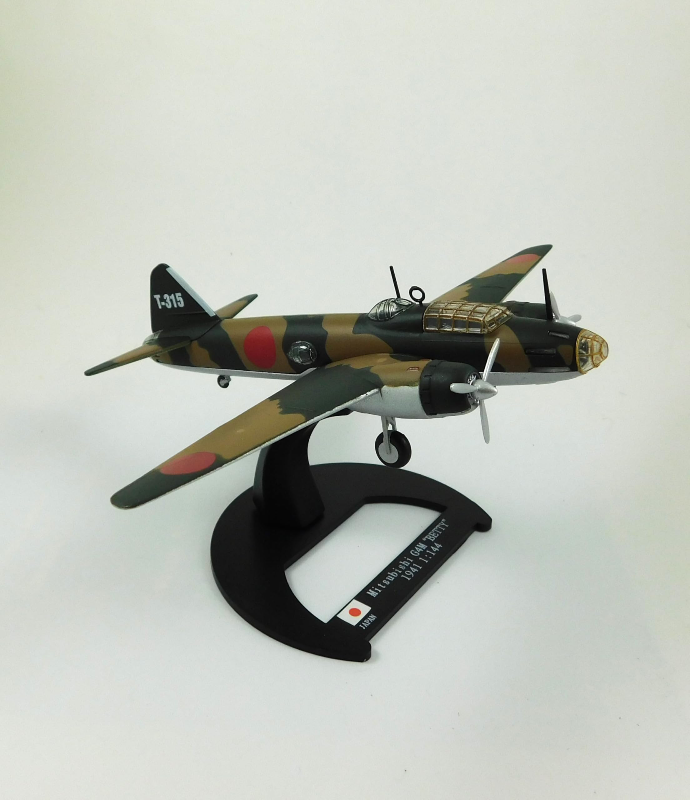 Mitsubishi G4M BETTY (1941) Diecast Model Bomber Plane WWII | Scale 1:144 | PU02