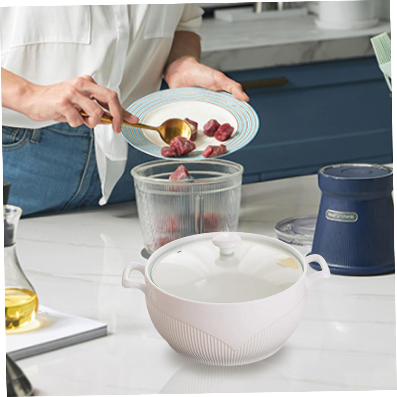 Gcroet 1PC Soup Tureen 2600ml Round Ceramic Serving Bowls with Lids Heat-Resistant Soup Bowls with Handles Microwave Safe for Restaurant Home Kitchen..