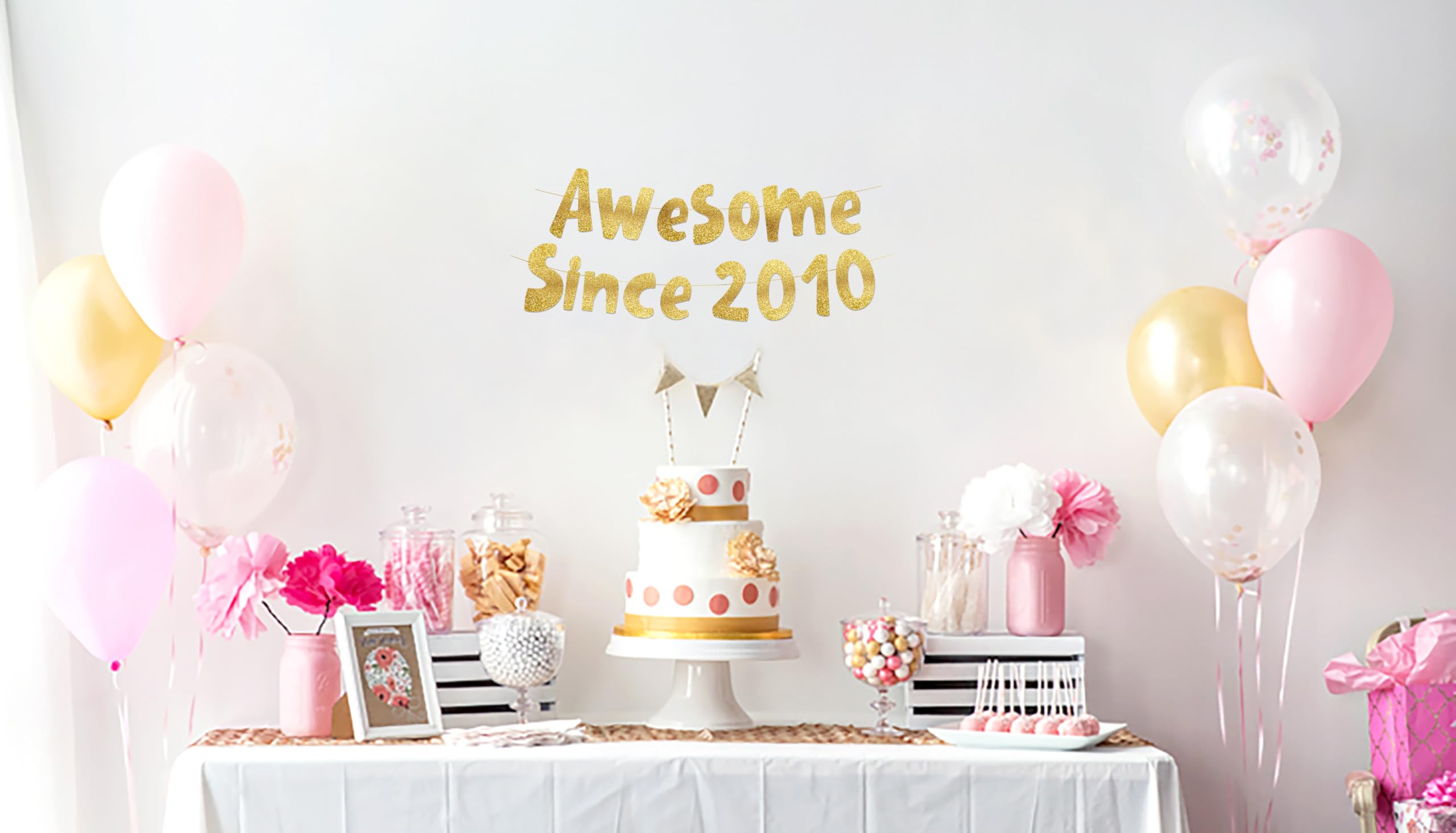 Bannière Anniversaire "Extraordinaire Depuis 2010" - Dorée à Paillettes - 1.9 M - Pour Fête 15 Ans - Décor Réutilisable - 3