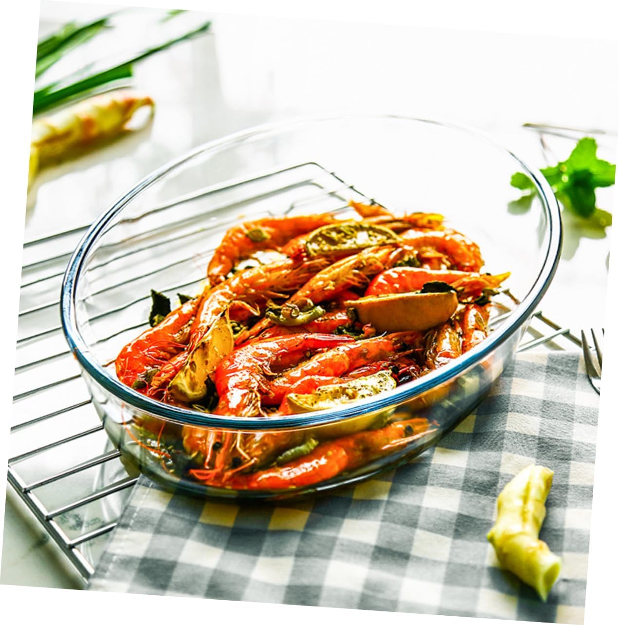 Amosfun Oval Glass Baking Dish Lid Microwave Oven Serving Plate 1.5L Household Casserole for Fruit Salad for Kitchen Use