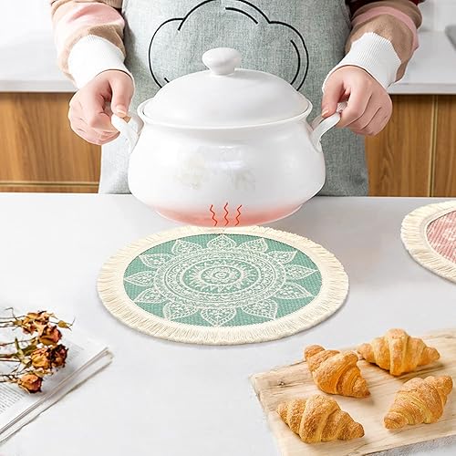 Miniatura 7 de LOMOHOO Juego de 4 manteles individuales redondos de 13 pulgadas, estilo bohemio, de algodón, con borlas de mandala, a prueba de calor, lavables,