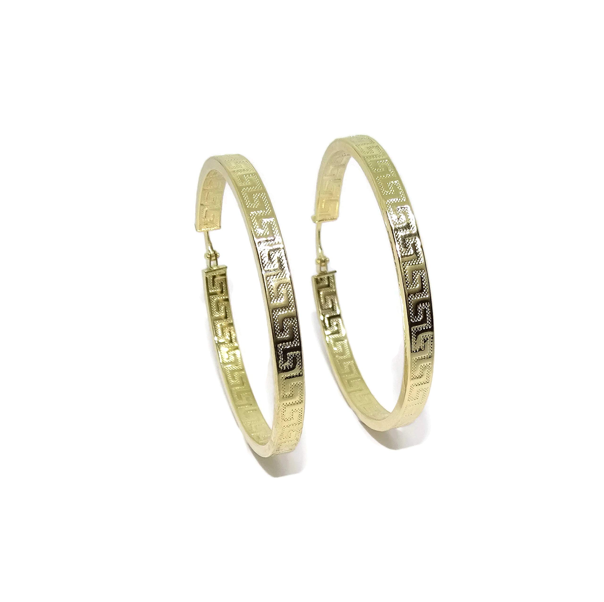 Orecchini a cerchio in oro giallo 18 k con greca, tubo quadrato da 4 mm e diametro esterno 3.00 cm, chiusura facile click 2.50 g in oro 18 kt