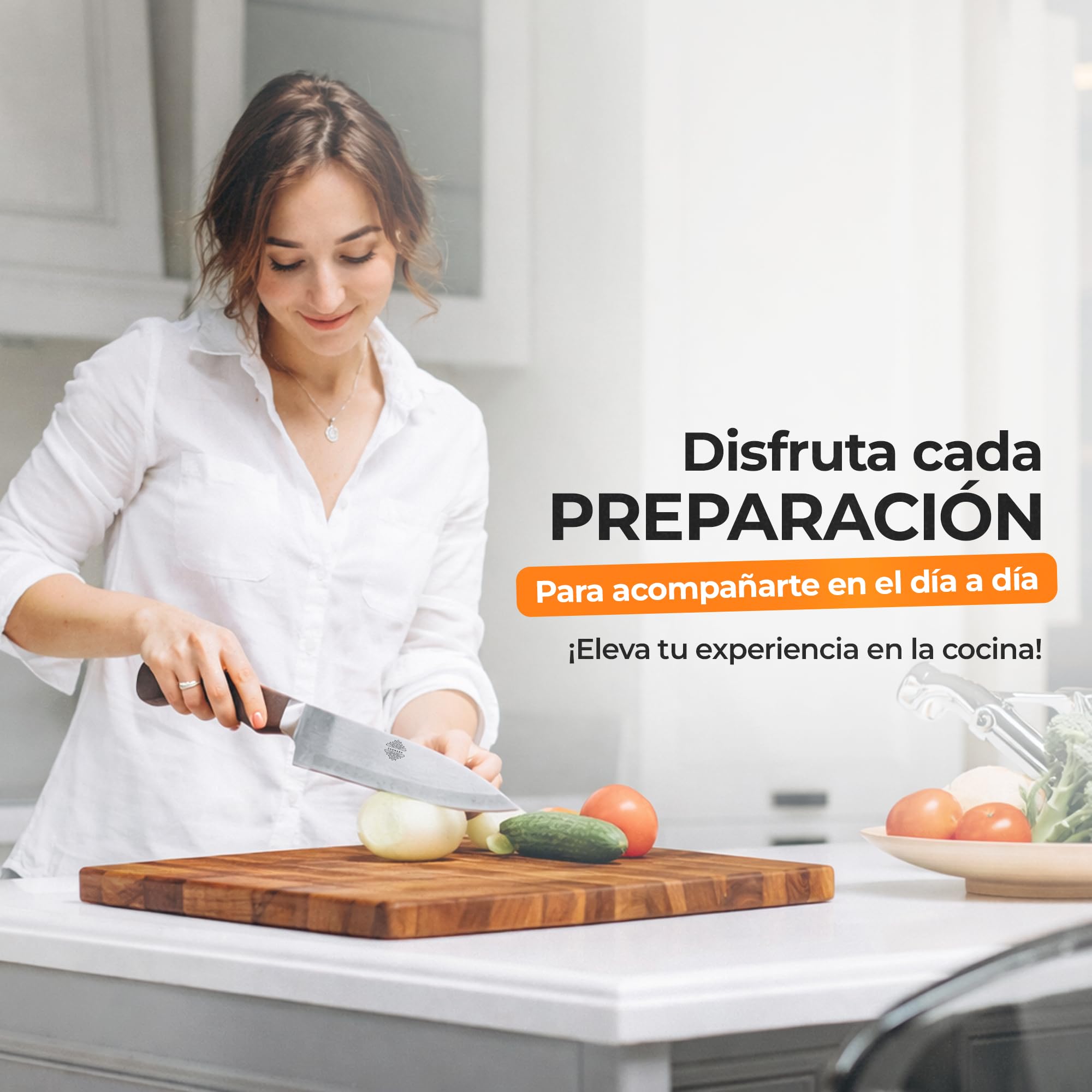 Set de cuchillos de cocina con tabla de acacia – regalo premium original para hombre y mujer – cuchillo chef, santoku y multiusos – acero inoxidable