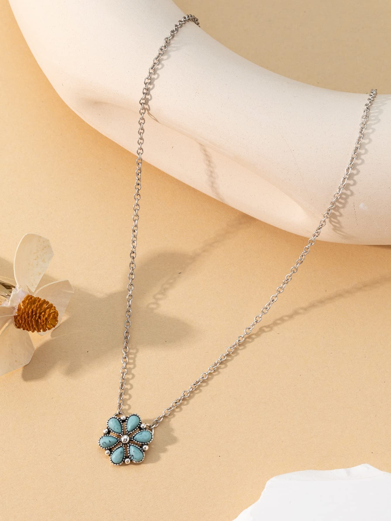 ターコイズ フラワーデザイン ペンダント
