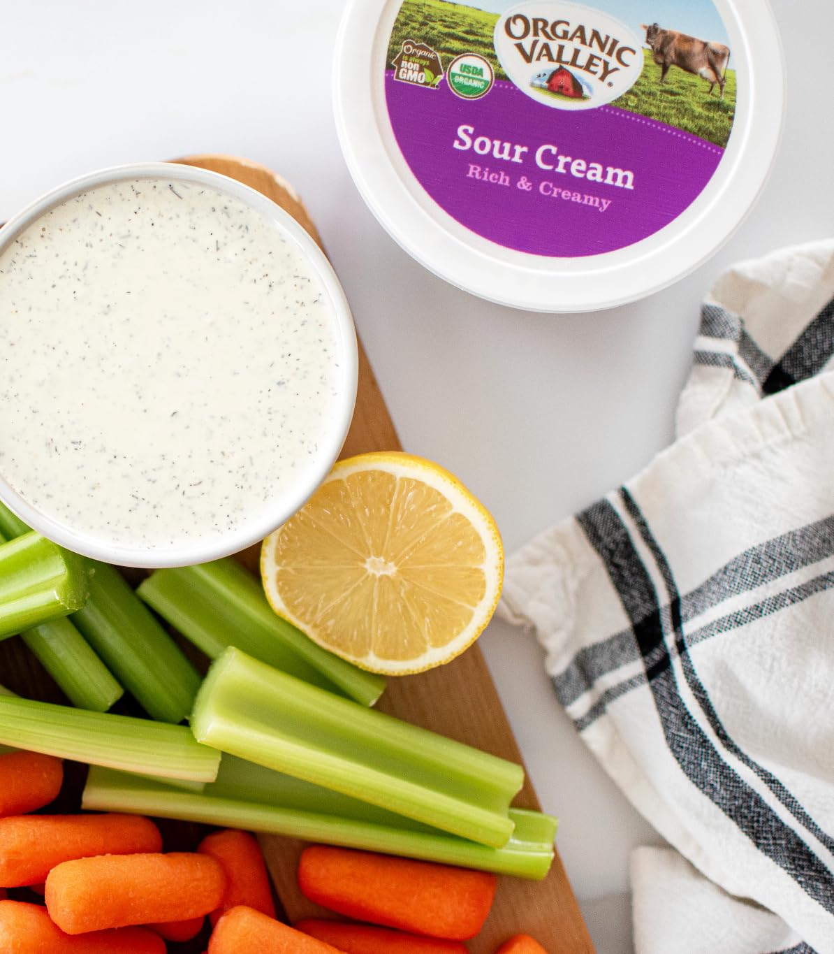 Organic Valley Organic Regular Sour Cream 16 Oz — view 3