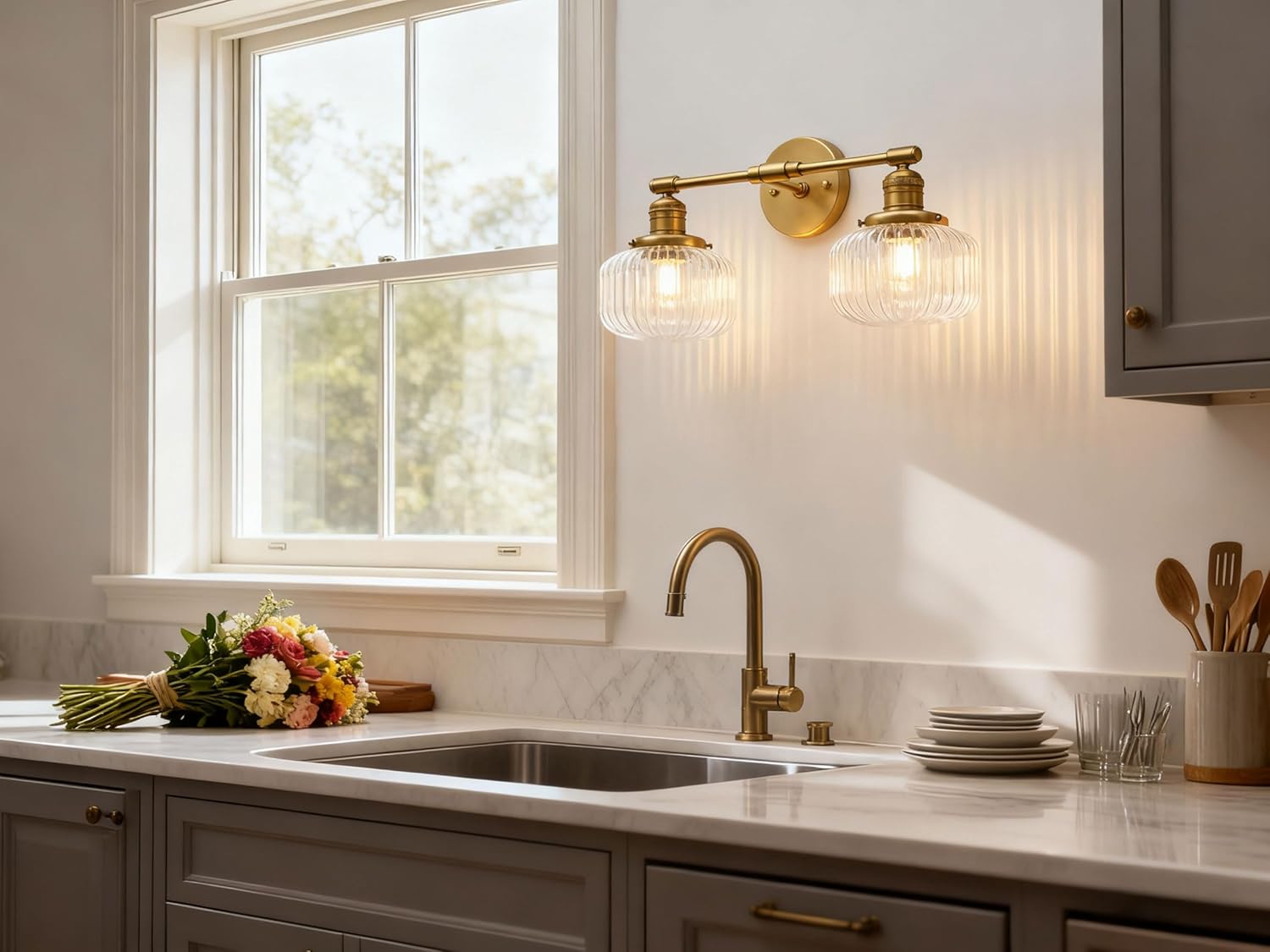 Phansthy Vintage Hardwired Sconces Wall Lighting, Bathroom Vanity Light Fixtures Antique Brass, Modern Wall Light with Clear Striped Glass Shade for Bedroom Fireplace Hallway (Antique Gold, Two-Light)