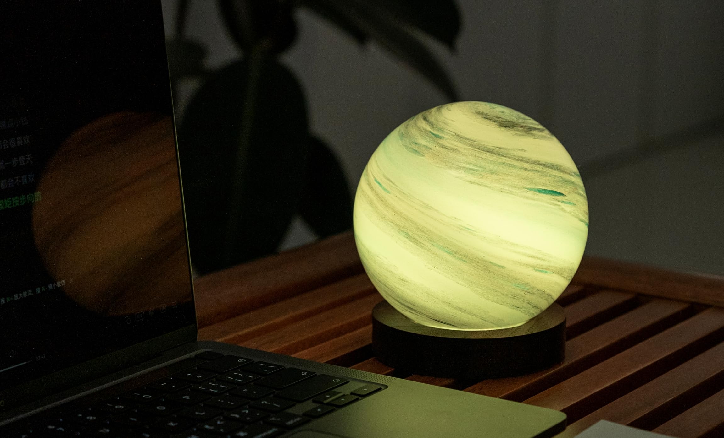 Gingko Design AstraGlass Light - Large Polar Cloud - Image 3