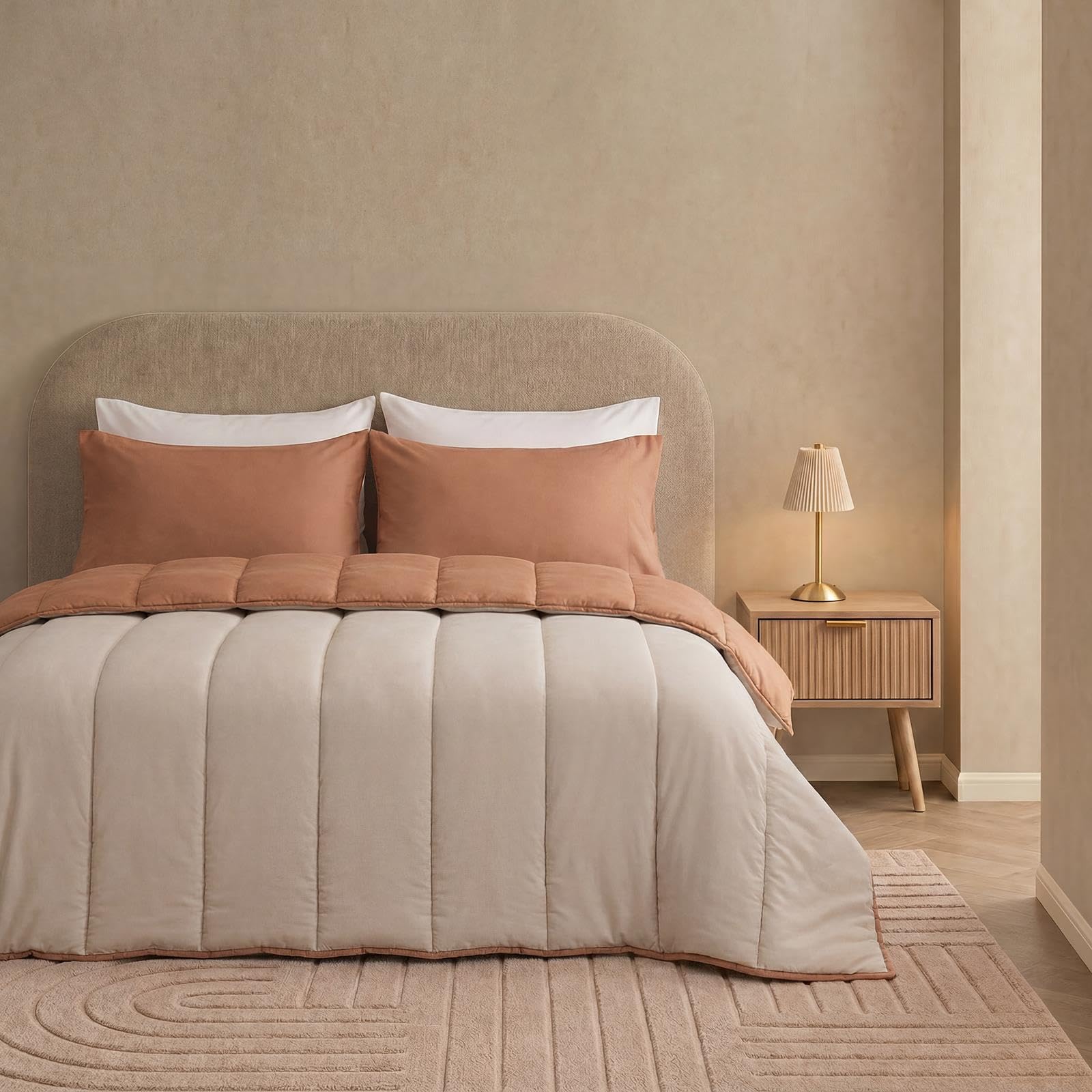OHS Coverless Duvet King Size 10.5 Tog, Duvet with Pillowcases,Stone/Toffee — image 1