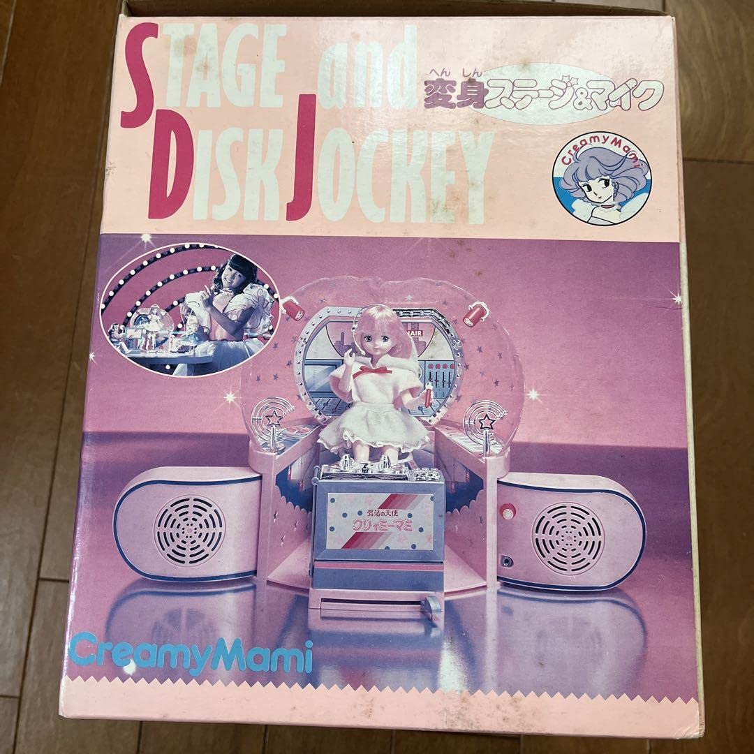 クリィミーマミ　ステージ&マイク Amazon.co.jp: クリィミーマミ STAGE and DISK JOCKEY 変身