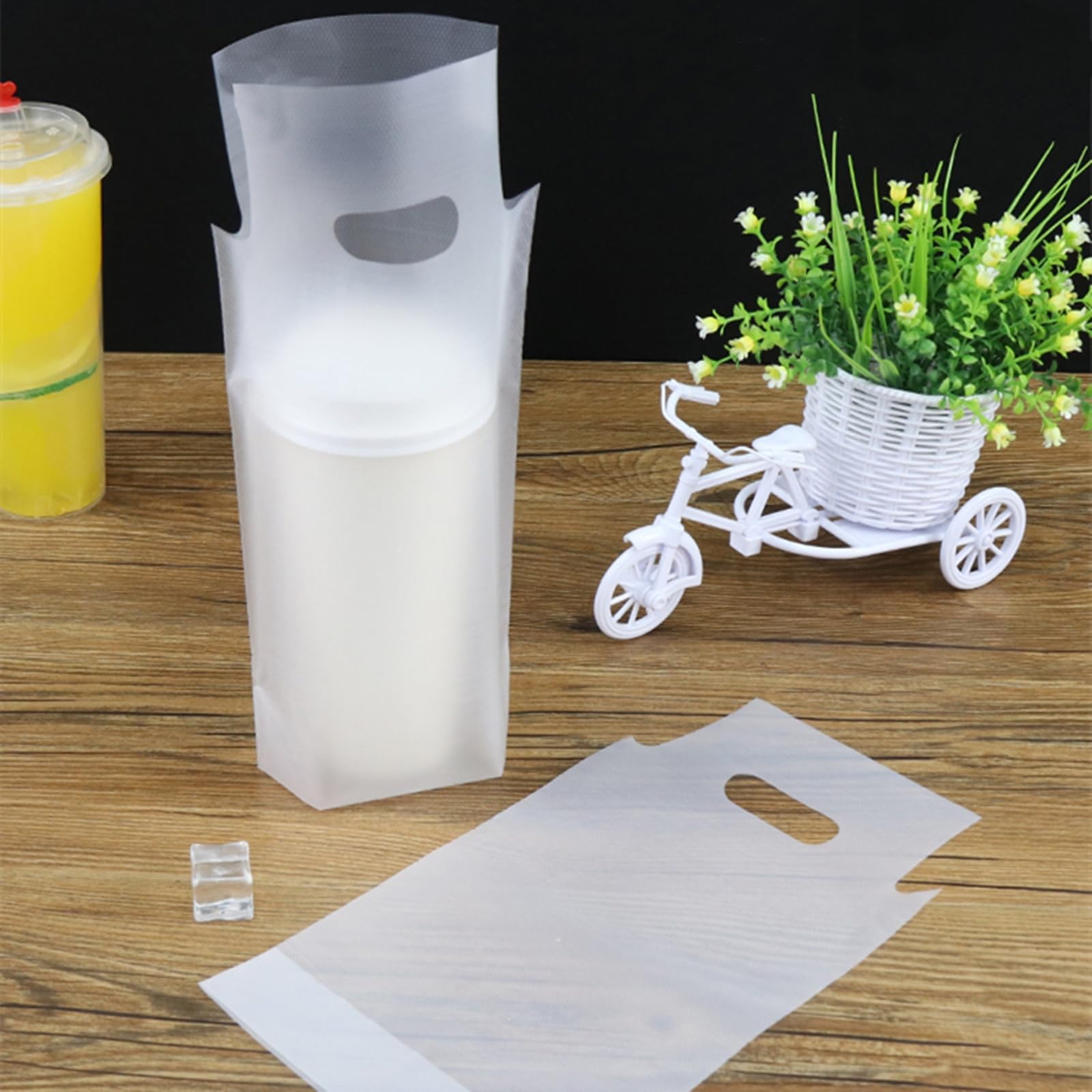 Lot de 500 sacs de transport de boissons en plastique avec poignée, pour emporter des boissons, du café, du jus de fruits, un porte-gobelet unique pour magasins, restaurants