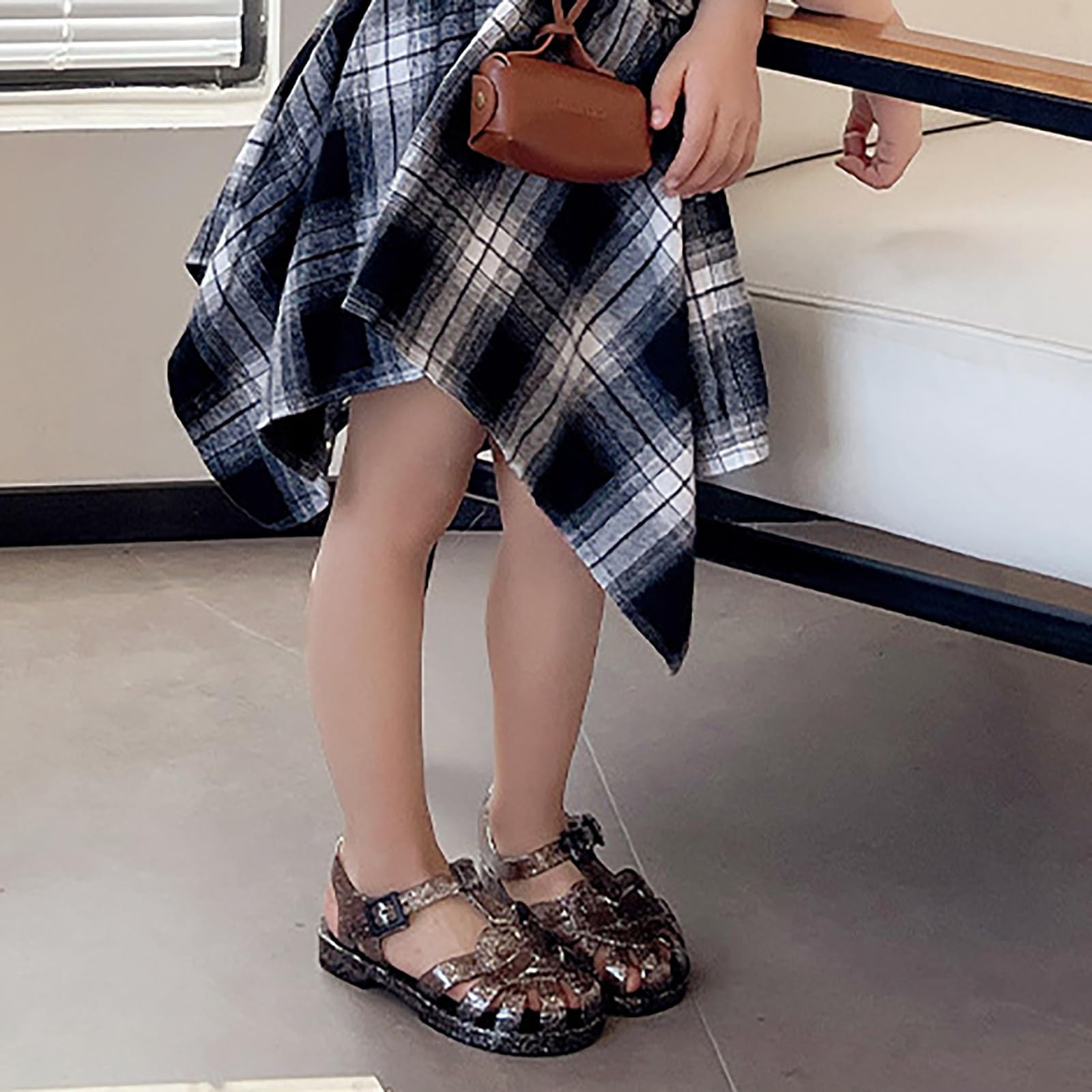 RXZCHH Generisch Dziewczę ły Maluch Oddychają buty w stylu casual z odkrytymi palcami do codziennych zabaw na świeżym powietrzu Letnie modne buty wiosenne, czarne, 1 UK