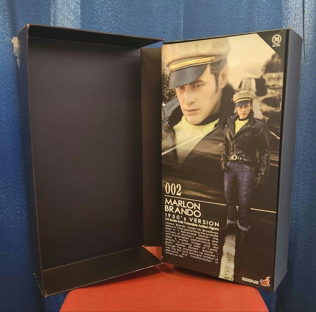 Amazon.co.jp: セール ホットトイズ マーロンブランド 1953Ver 乱暴者