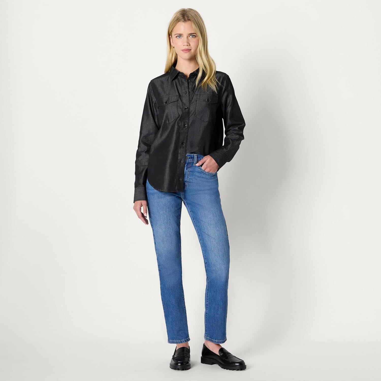 Amazon Essentials Women's Relaxed-Fit Denim Chambray Button-Down Long-Sleeve Shirt - Image 5