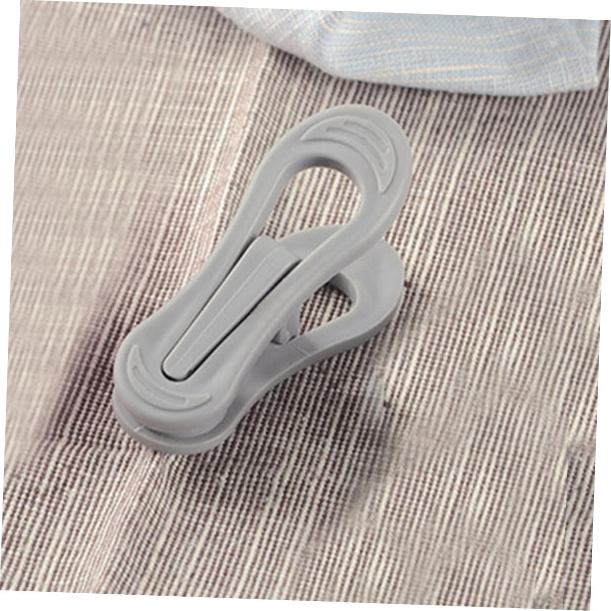 30pcs Plastic Clothes Pegs Clips Large Windproof Laundry Pins for Drying Clothes Hangers Clips Multi-Purpose Clothespins for Home Travel Office Gray 7x2.5cm