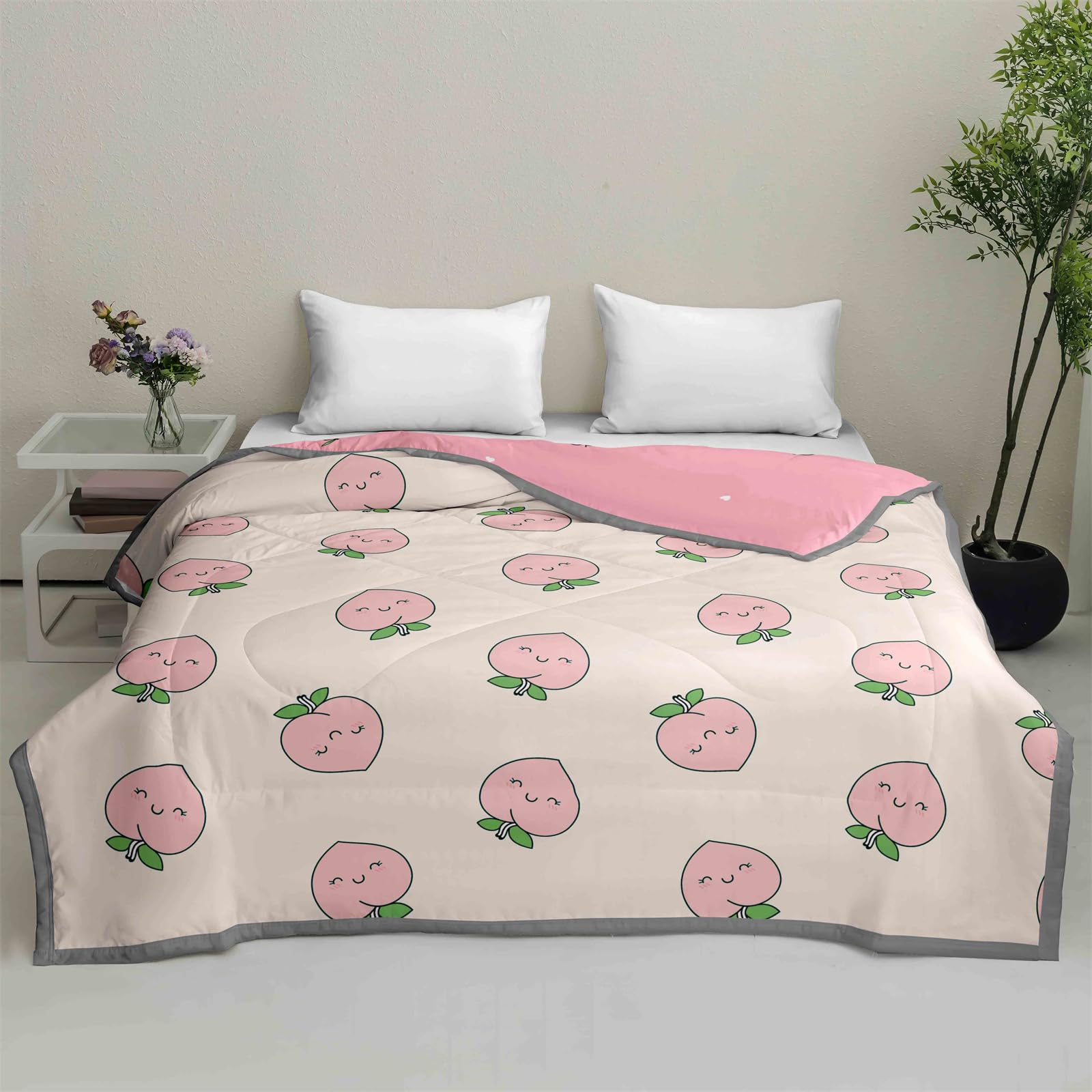 Odot Coverless Duvet 4.5 Tog for Single Double King Size, Summer Duvet No Cover Cosy and Lightweight Quilt Breathable Bedspreads Quilted Throw for Beds (Cute peach,120 * 150cm)