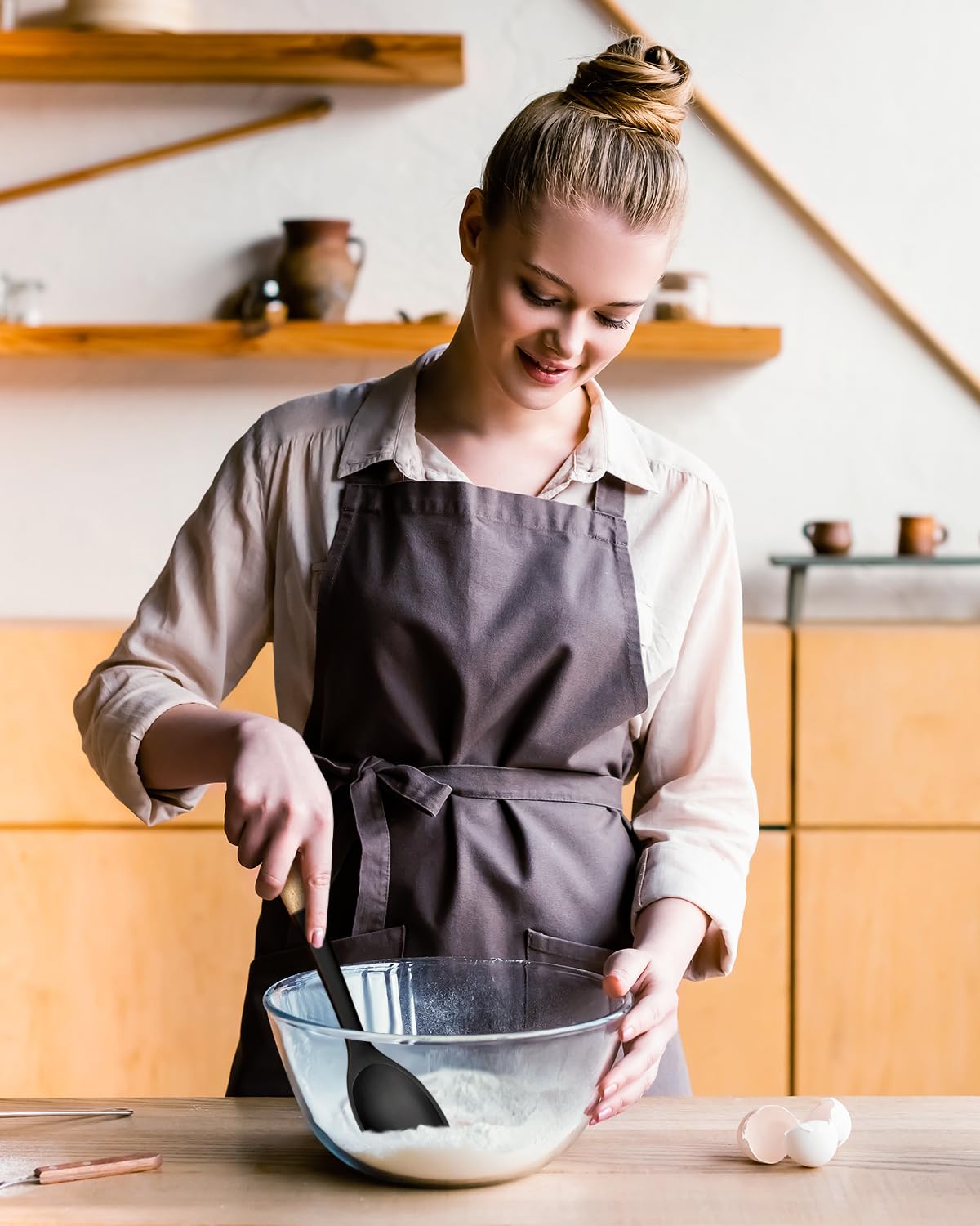 Cucharas de cocina de silicona, ideales para recoger lados y servir guisos abundantes, silicona mate sin BPA, cuchara de servir con mango de madera para superficies de cocción antiadherentes (negro)