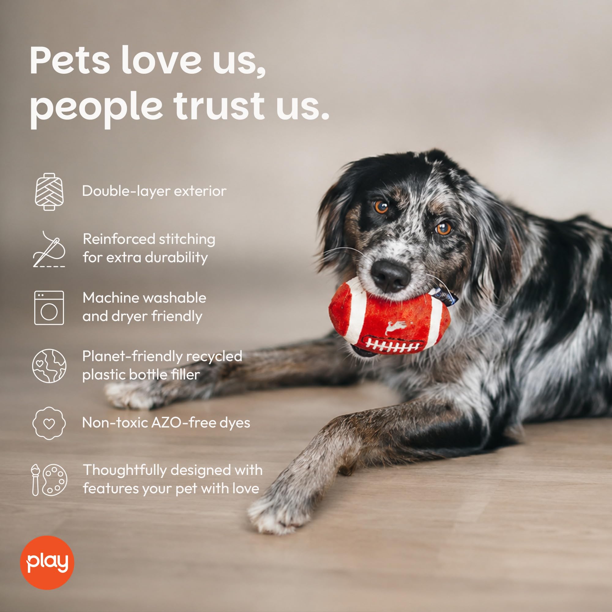 P.L.A.Y. PET LIFESTYLE AND YOU - Pluszowa zabawka dla psa - Back to School Collection - piłka do futbolu