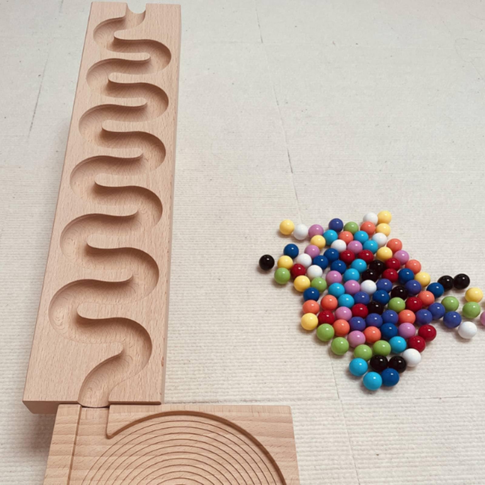 Murmelbahn Holz Kinder Bausteine Kugelbahn Lernspiel Holzspielzeug mit Spiralbrett Und Mitte Öffnung aus Buchenholz Und Stahl für Vorschule Klassenzimmer Eltern Kind Interaktion