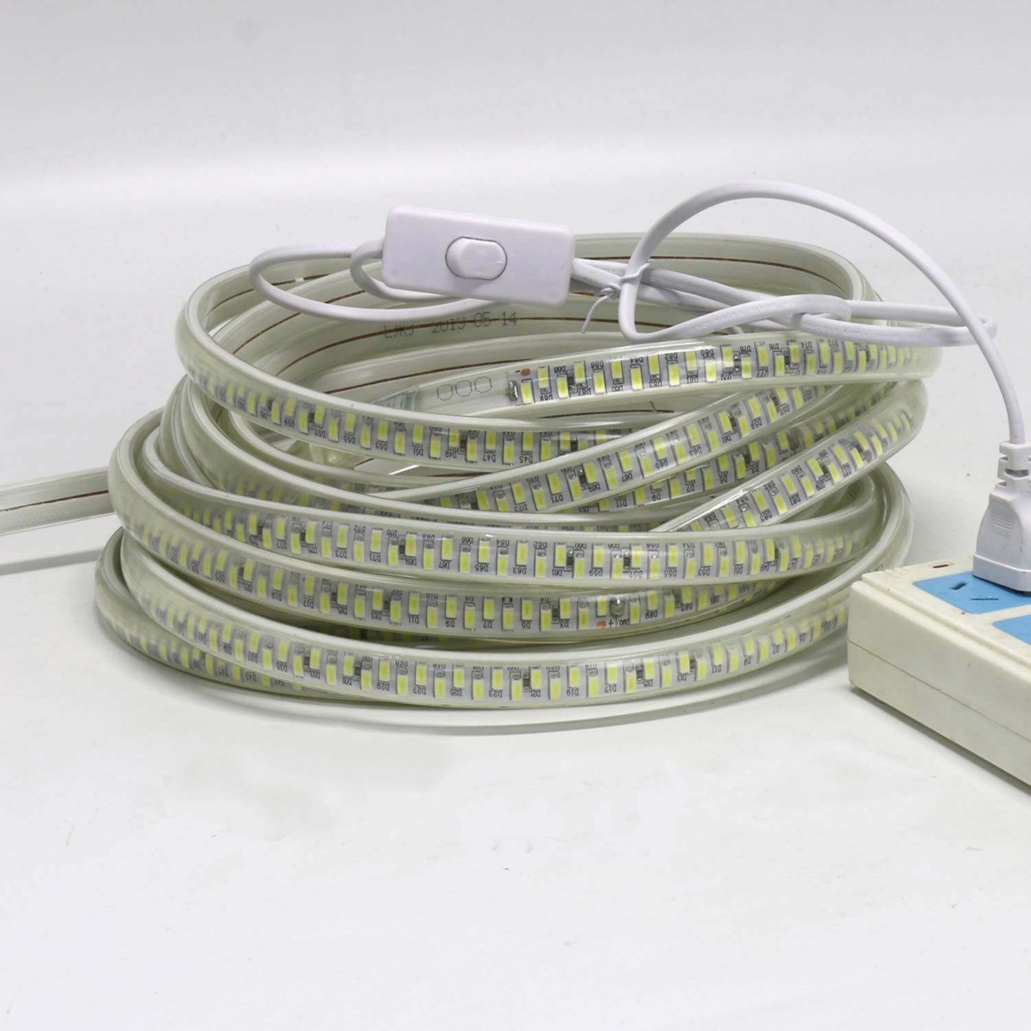 30m Ruban à LED avec interrupteur - Blanc Froid, 220V 230V LED strip, Bande de 5630 SMD 180 LEDs/m, éclairage très lumineux, IP65 étanche