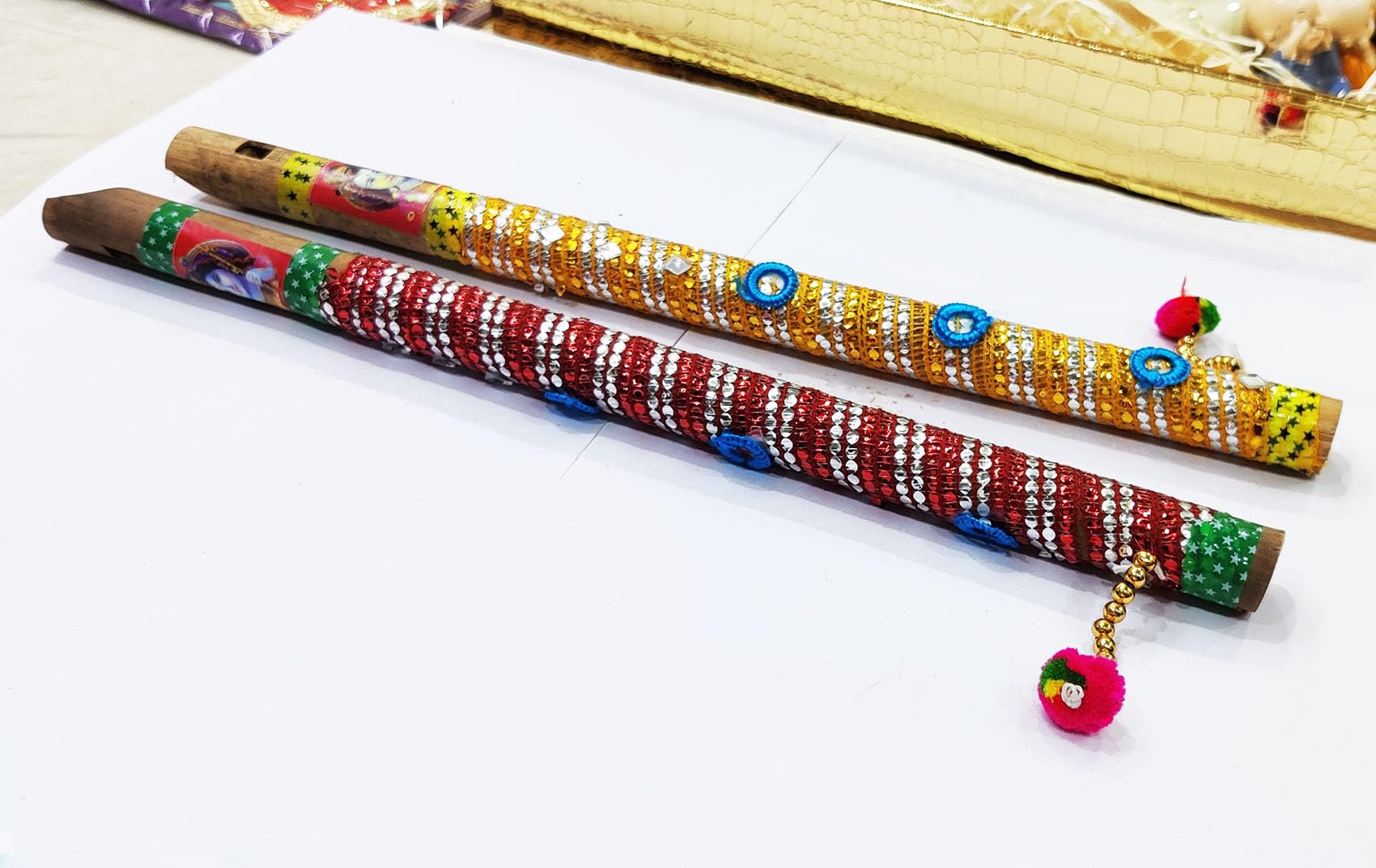 BITONA® krishna decorative flutes size 10 inches with pom pom decoration, best for janmasthmi cosplay costumes and mandir (2 pcs)-image-16