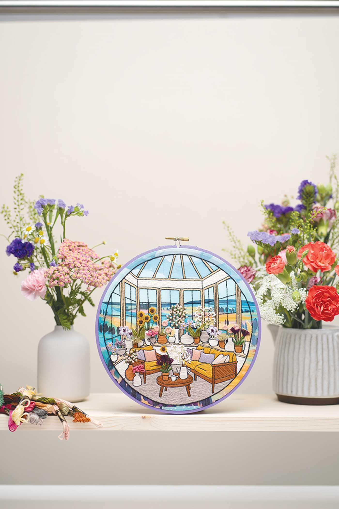 Embroidered Interiors: Stitch 11 Charming Spaces; Skill-Building Techniques