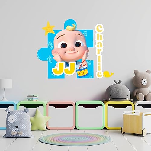 EGD CoComelon - Calcomanía de pared para niños con nombre de fuente múltiple, serie EGD X CoComelon, colección Prime, calcomanía de pared para